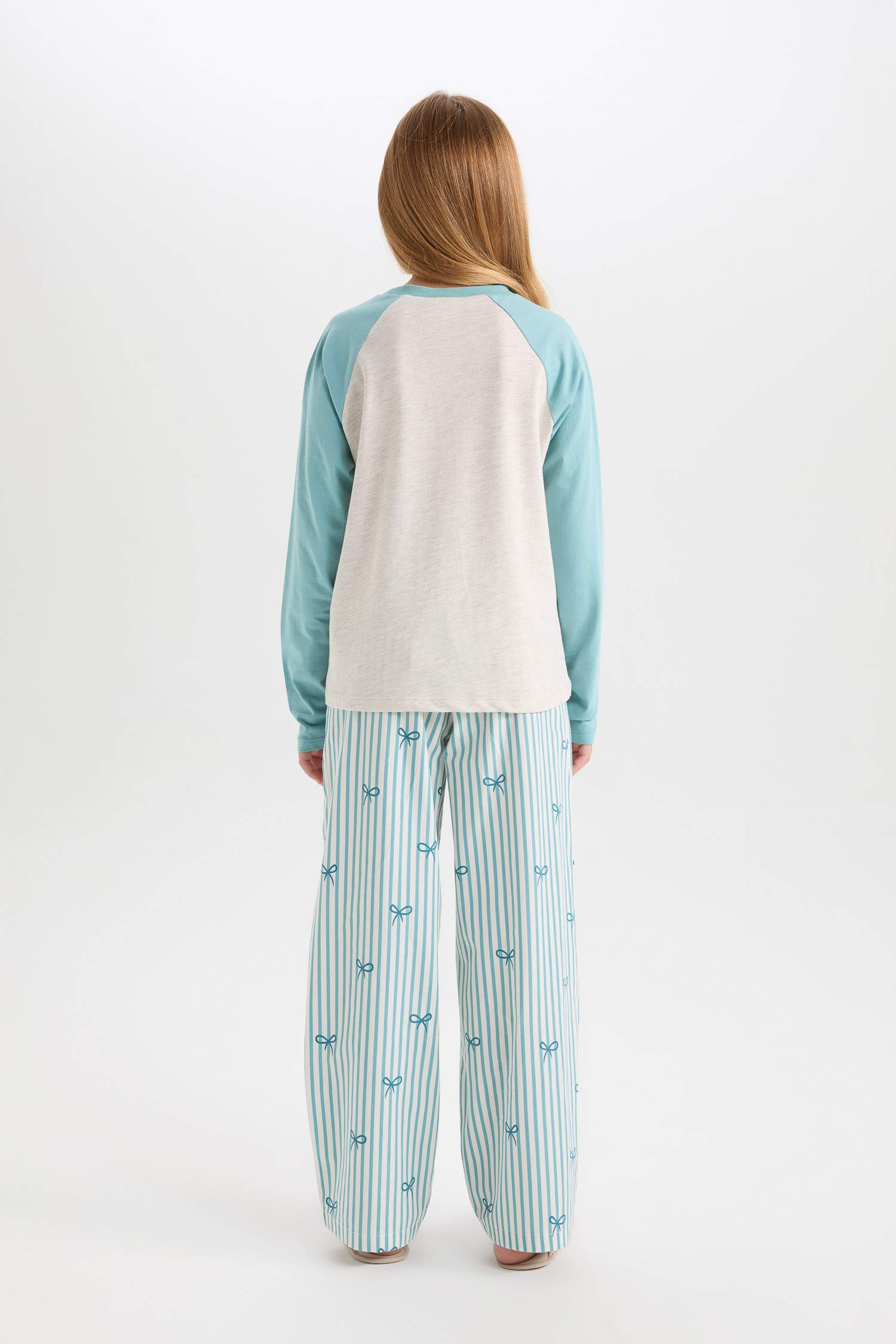 Kız Çocuk Pijama Takımı Baskılı Uzun Kollu Üst Çizgili Uzun Alt