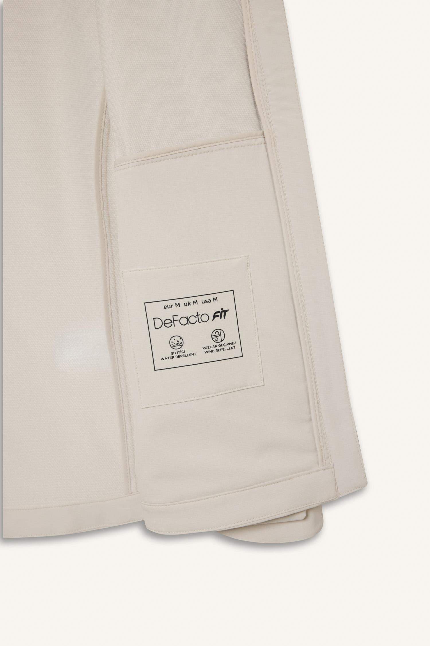 Su İtici Regular Fit Kapüşonlu Fermuarlı Cepli Esnek Dokulu Mevsimlik Baharlık Mont