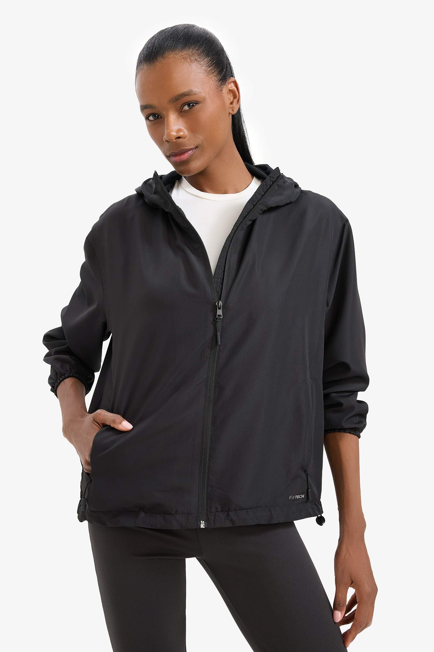 Su İtici Rüzgar Geçirmez Regular Fit Fermuarlı Cepli Esnek Dokulu Mevsimlik Baharlık Mont