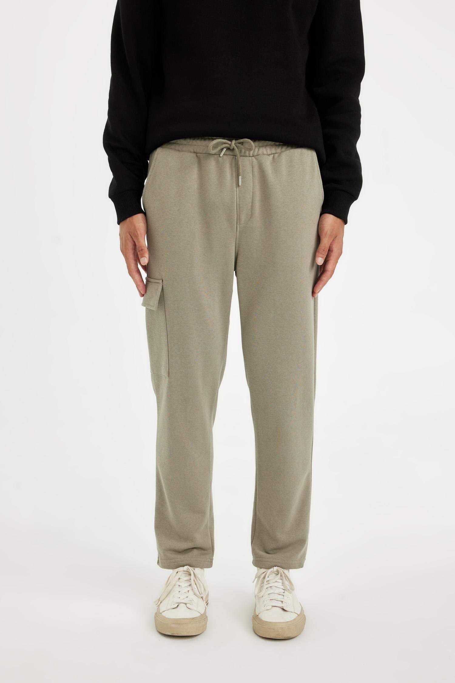 Eşofman Altı Slim Fit Dar Kesim Kargo Cepli Düz Paça