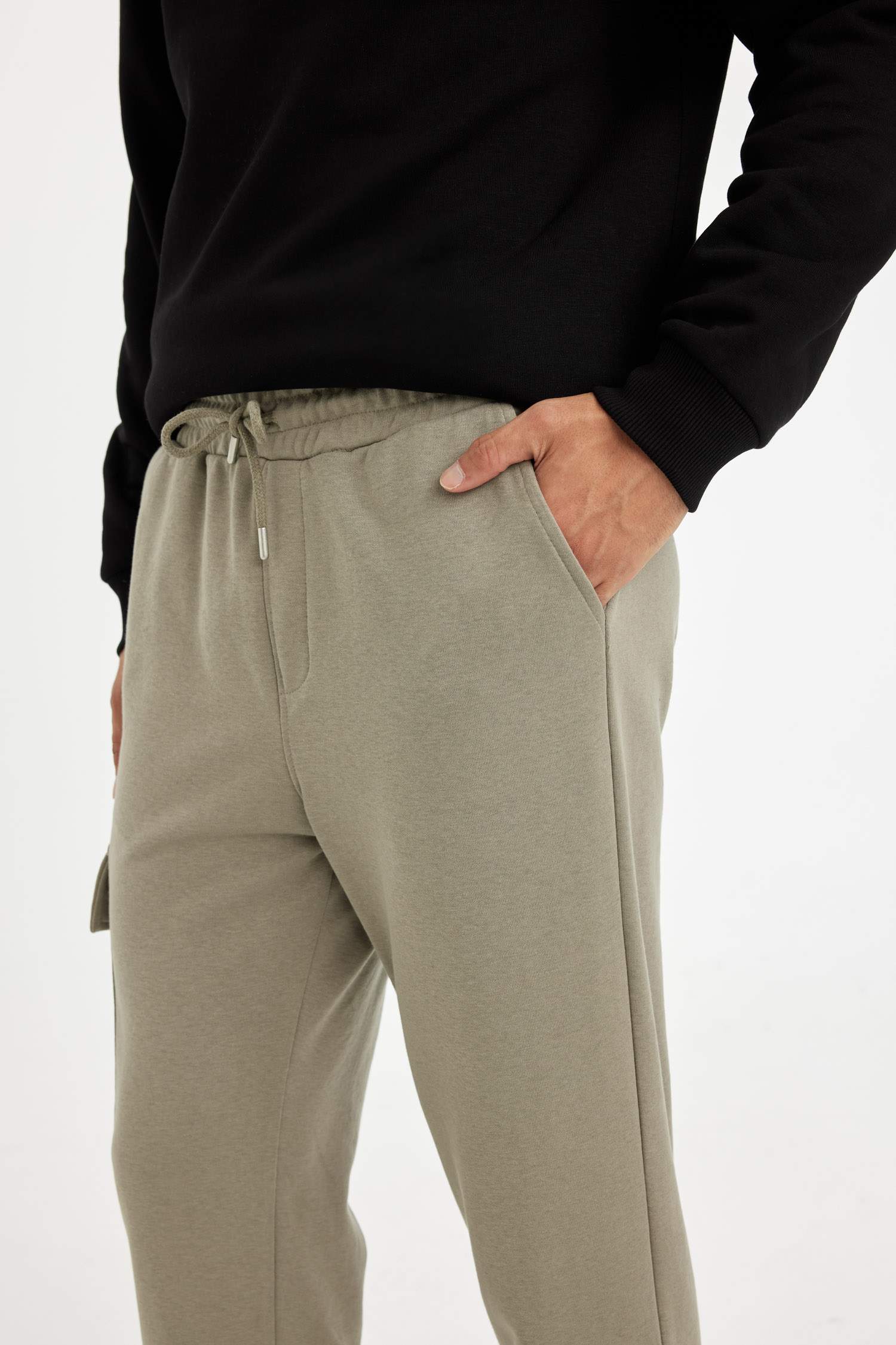 Eşofman Altı Slim Fit Dar Kesim Kargo Cepli Düz Paça