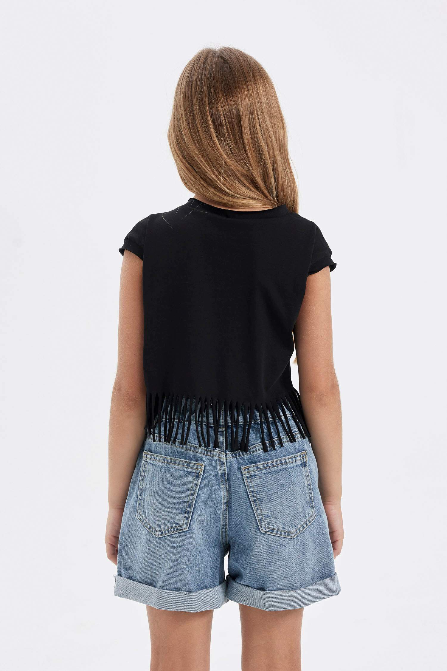 تيشيرت كروب بناتي نص ردن قصة عادية