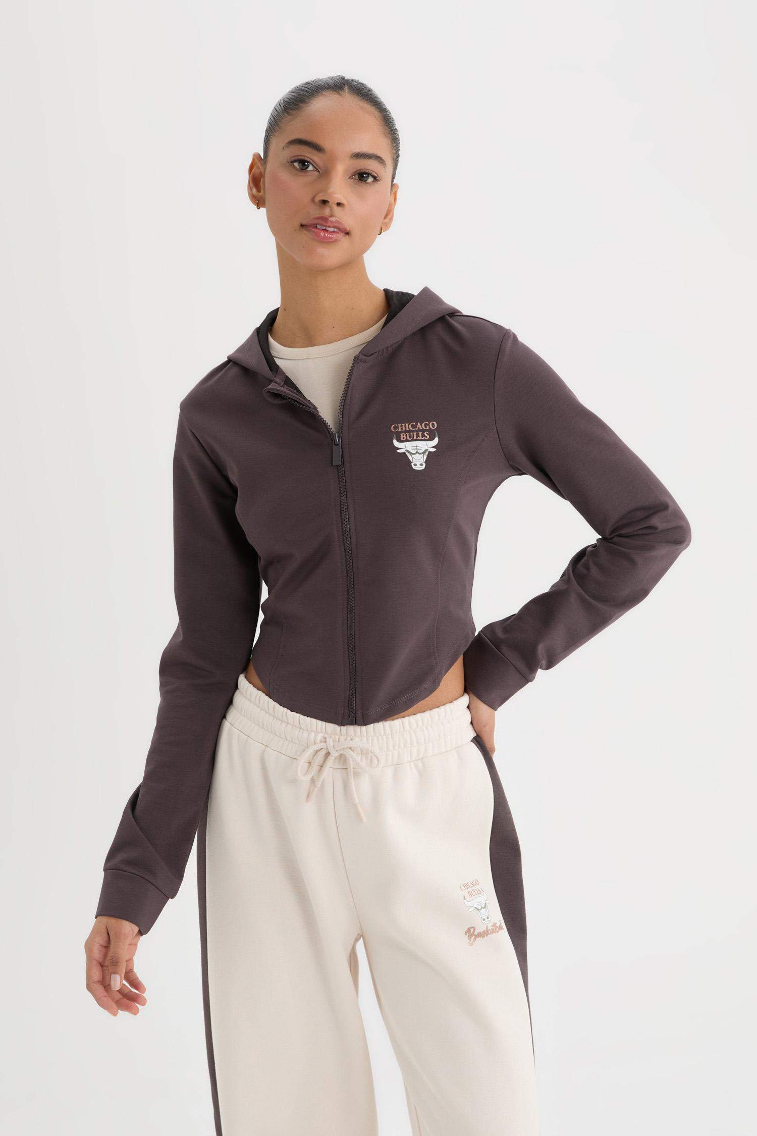 سويت NBA سليم فيت بغطاء للرأس و سحاب من DeFactoFit