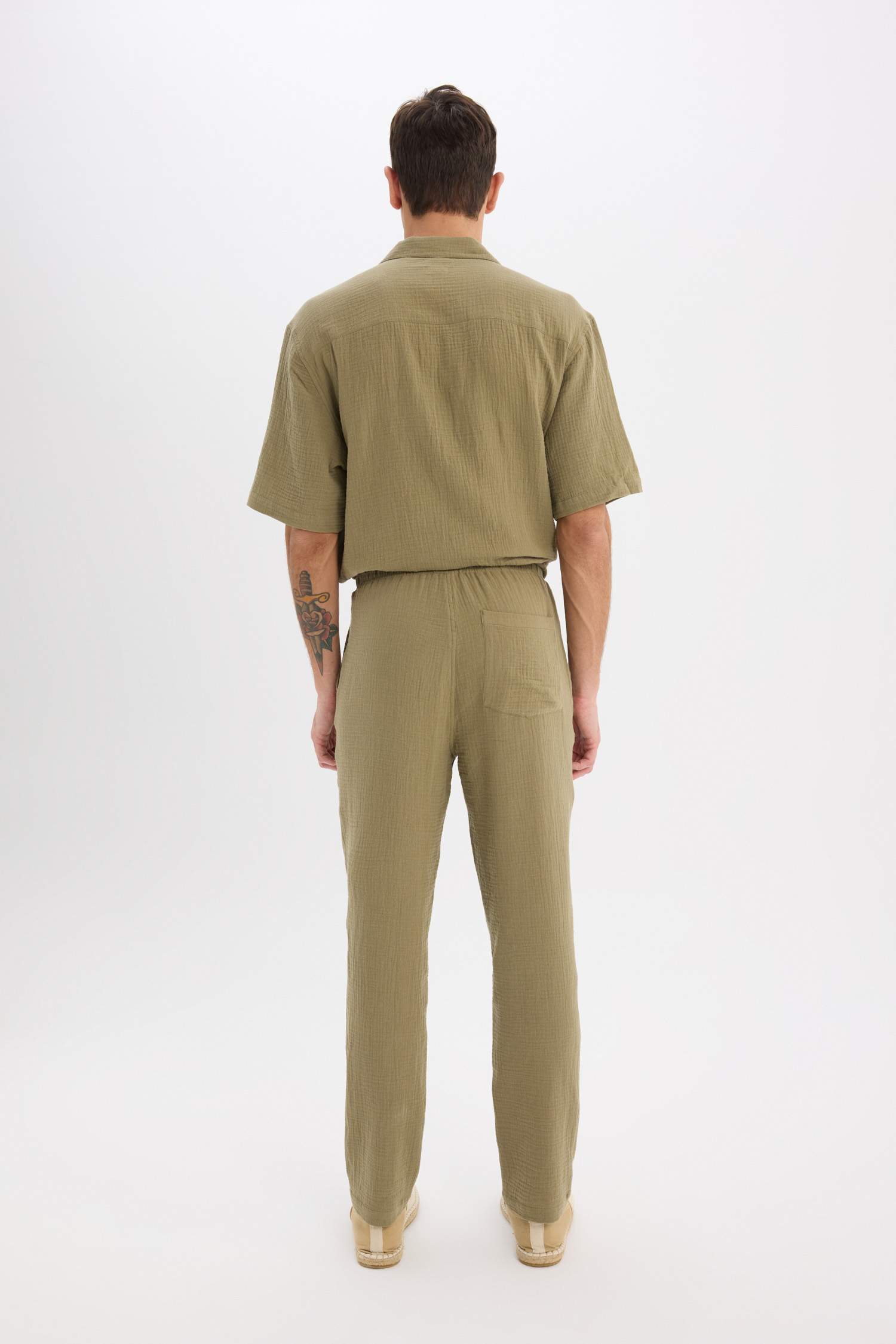 %100 Pamuk Relax Fit Rahat Kesim Yazlık Müslin Kısa Paça Pamuklu Jogger Pantolon