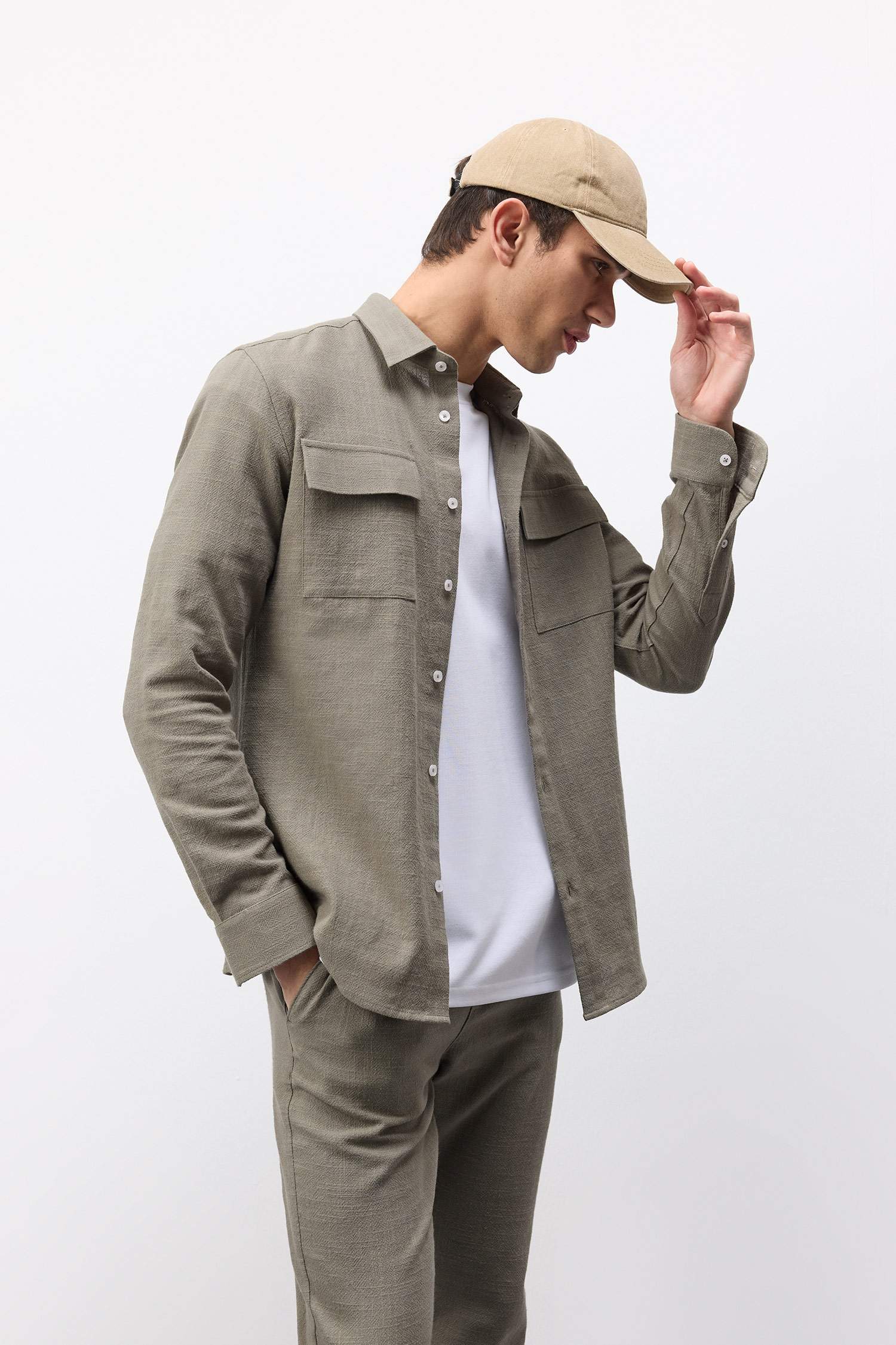 قميص كتان بولو كم طويل قطن قصة عادية