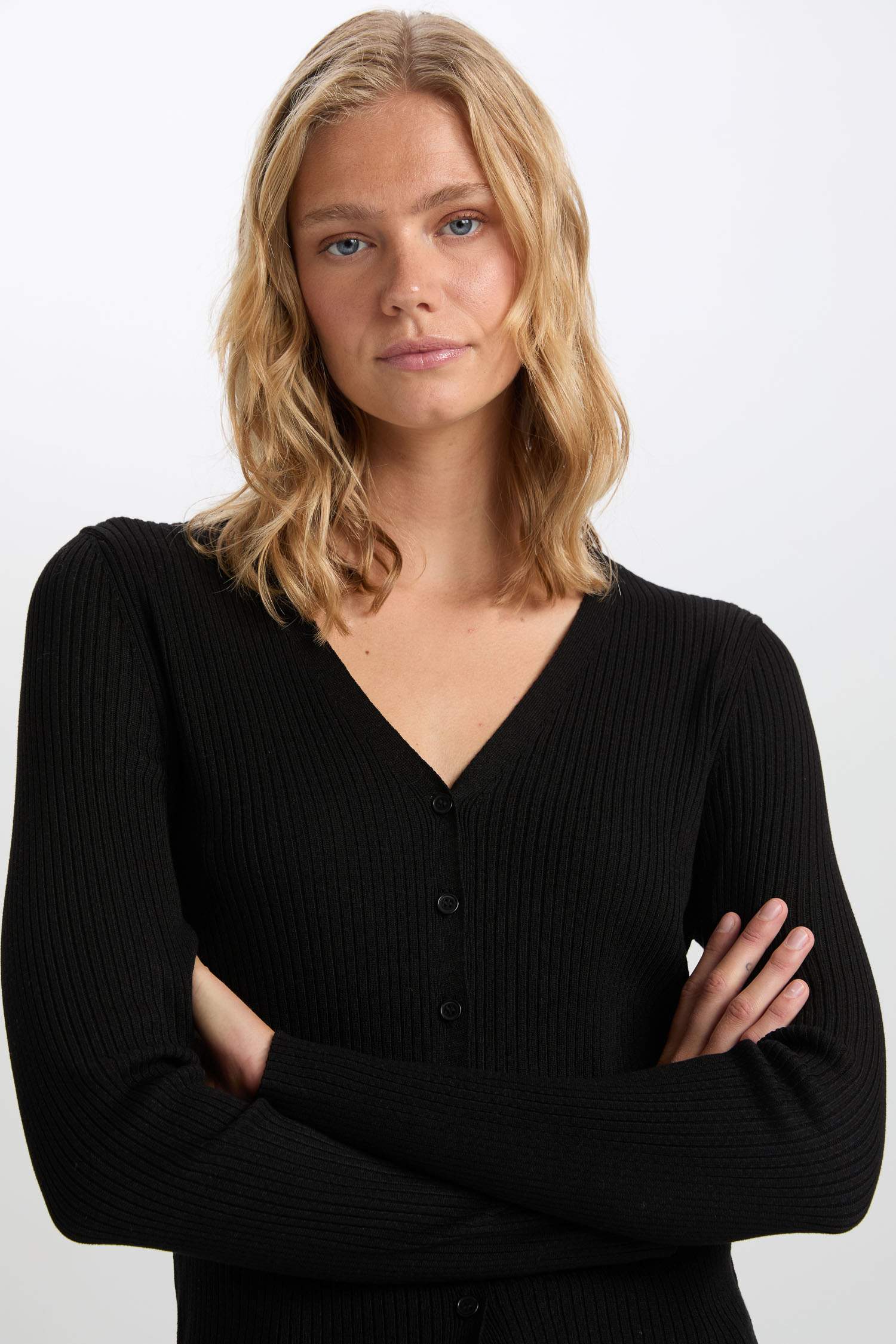 Fitted V Yaka Basic Düz Düğmeli Ribana Siyah Hırka