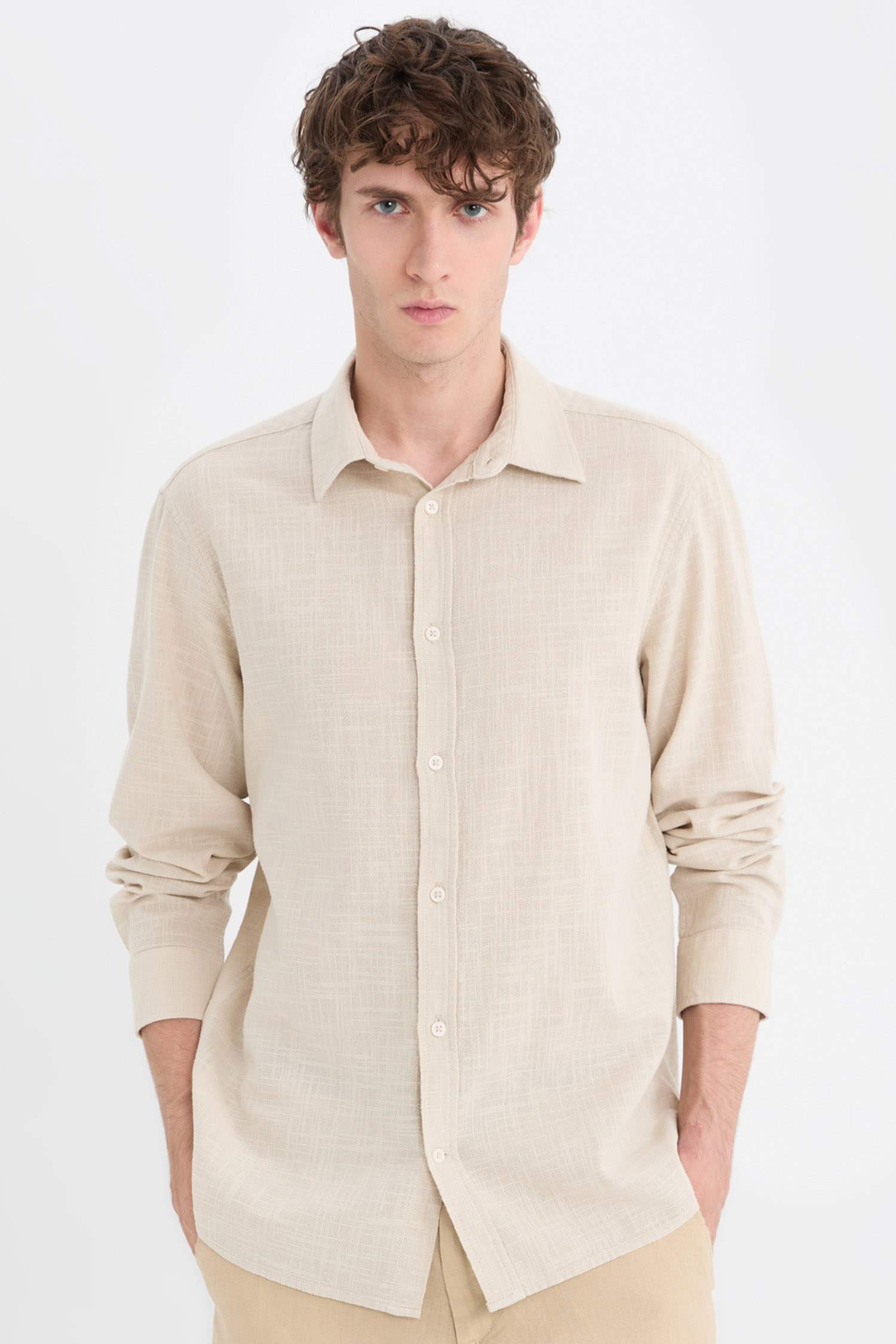 Рубашка стандартного кроя