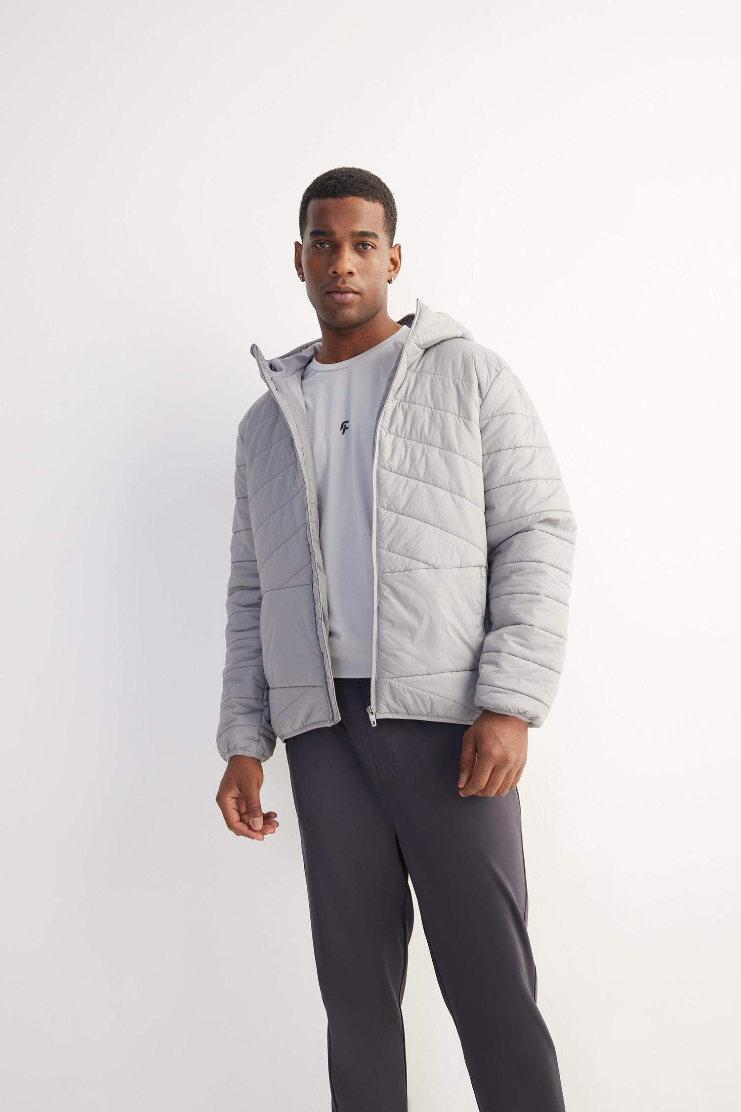 Su İtici Regular Fit Kapüşonlu Fermuarlı Mevsimlik Şişme Mont