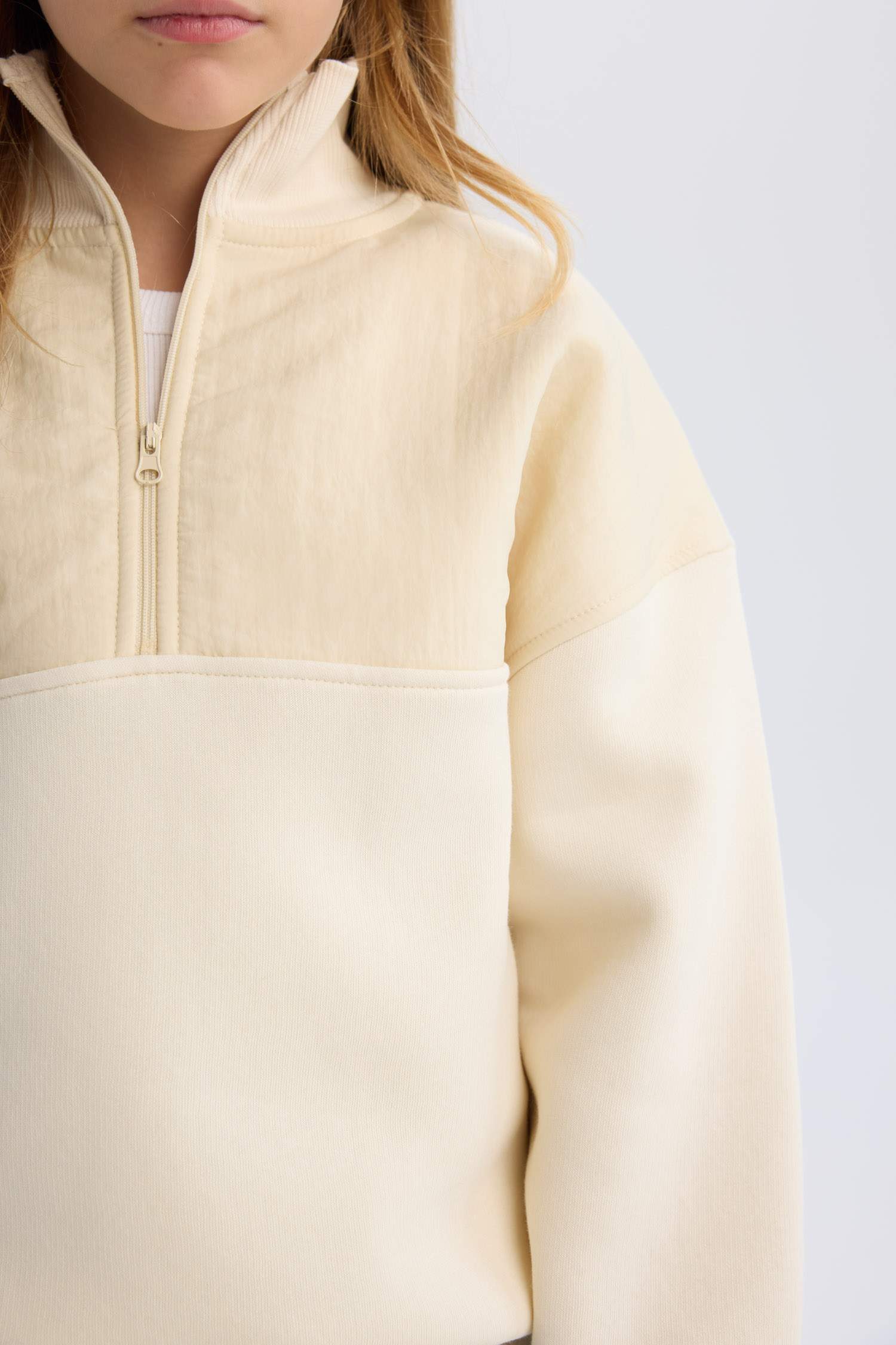 Kız Çocuk Oversize Geniş Kalıp Yarım Fermuarlı Basic Düz İçi Yumuşak Tüylü Sweatshirt