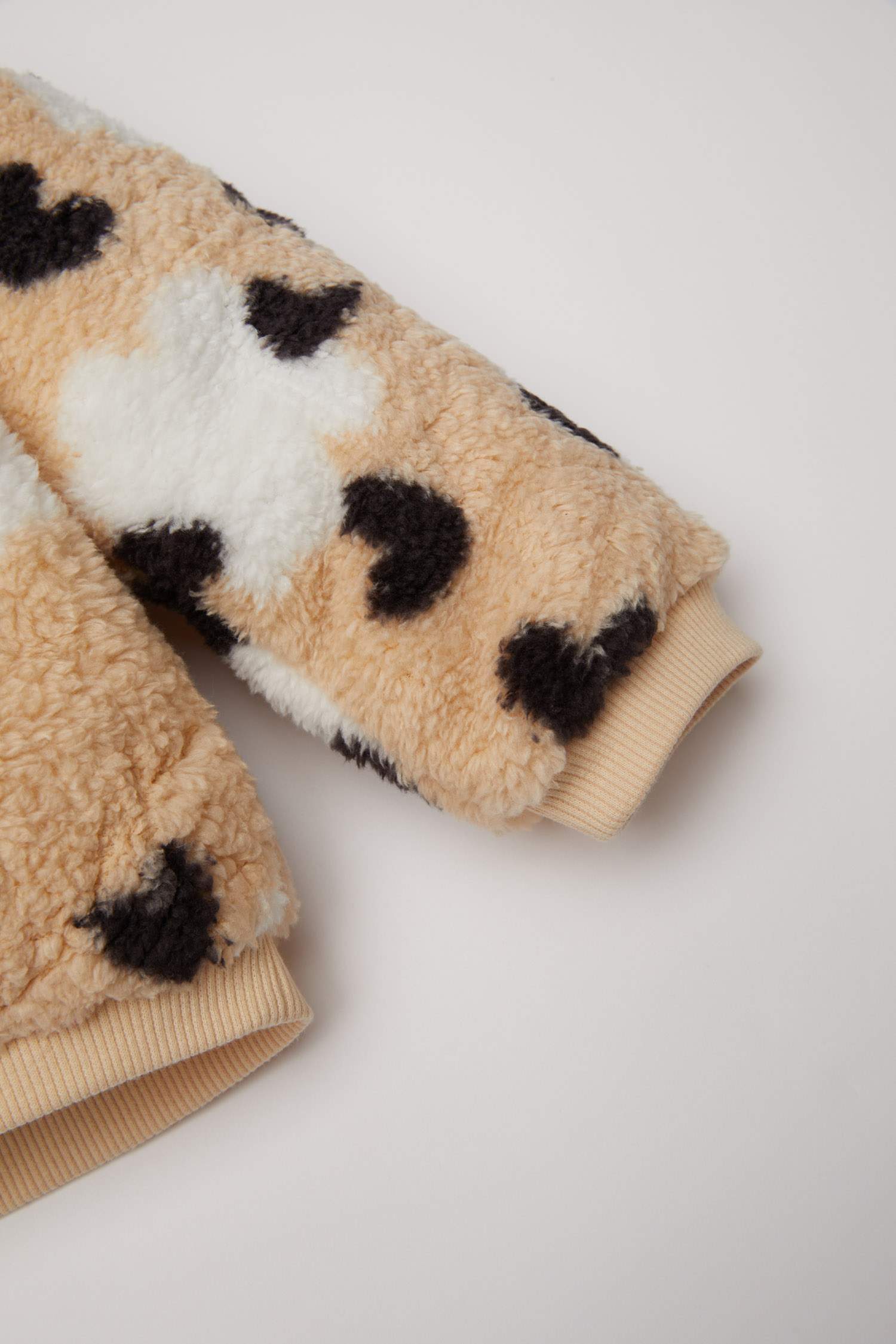 Kız Bebek Bisiklet Yaka Kalp Desenli İçi Yumuşak Tüylü Welsoft Pelüş Sweatshirt