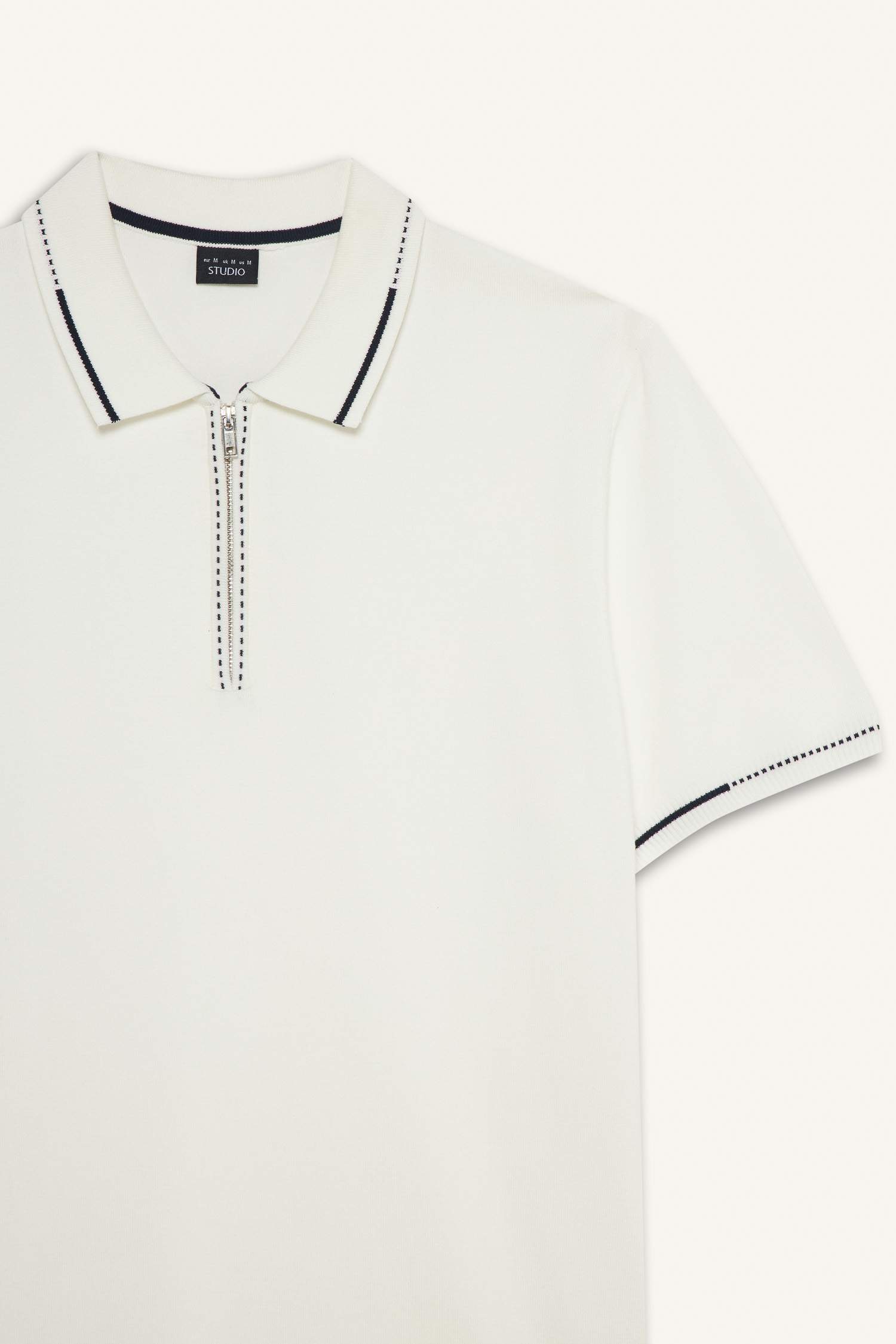 Standart Fit Polo Yaka Fermuarlı Triko Kısa Kollu Tişört