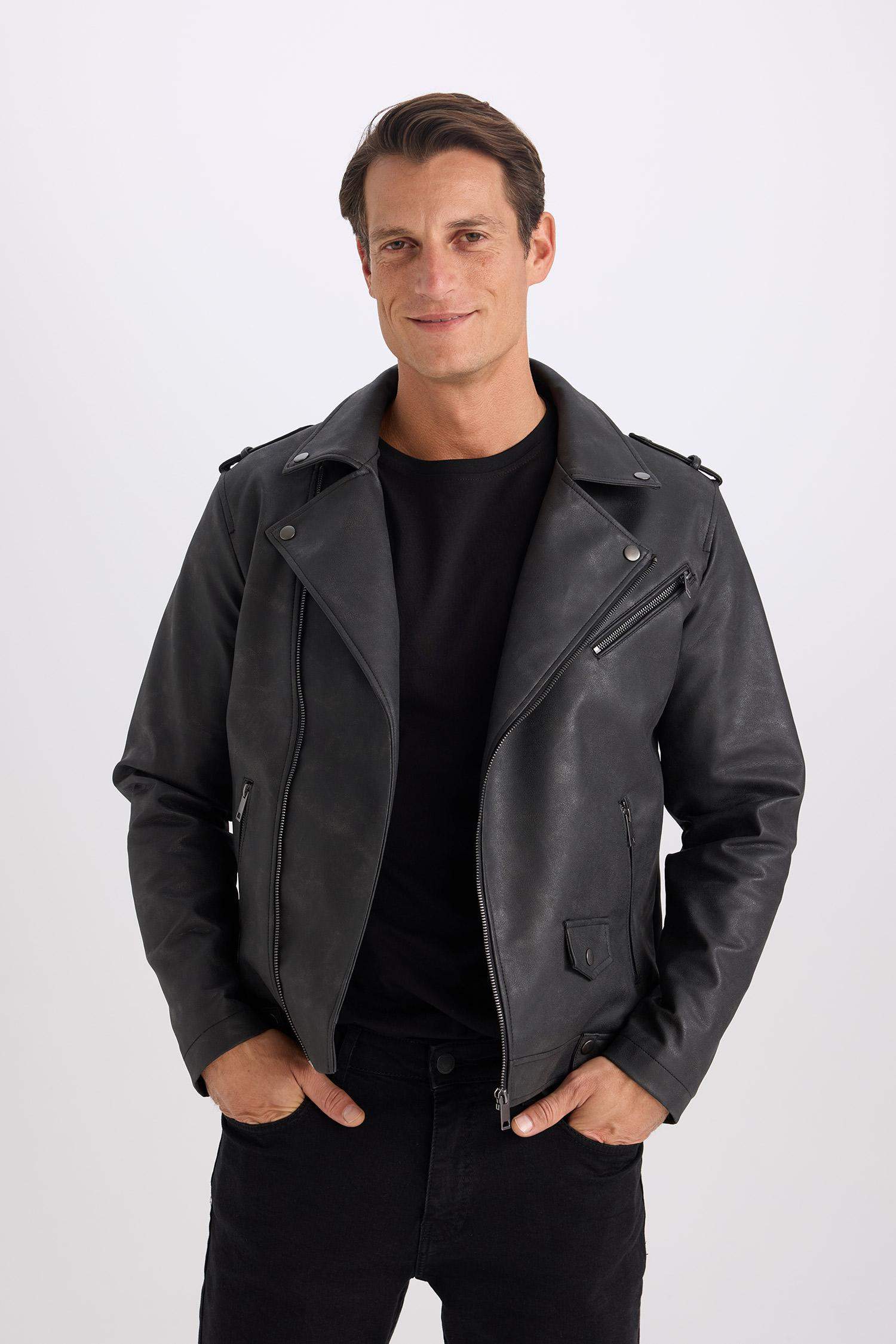 Su İtici Gömlek Yaka Fermuarlı Cepli Omuz Detaylı Suni Deri Mont