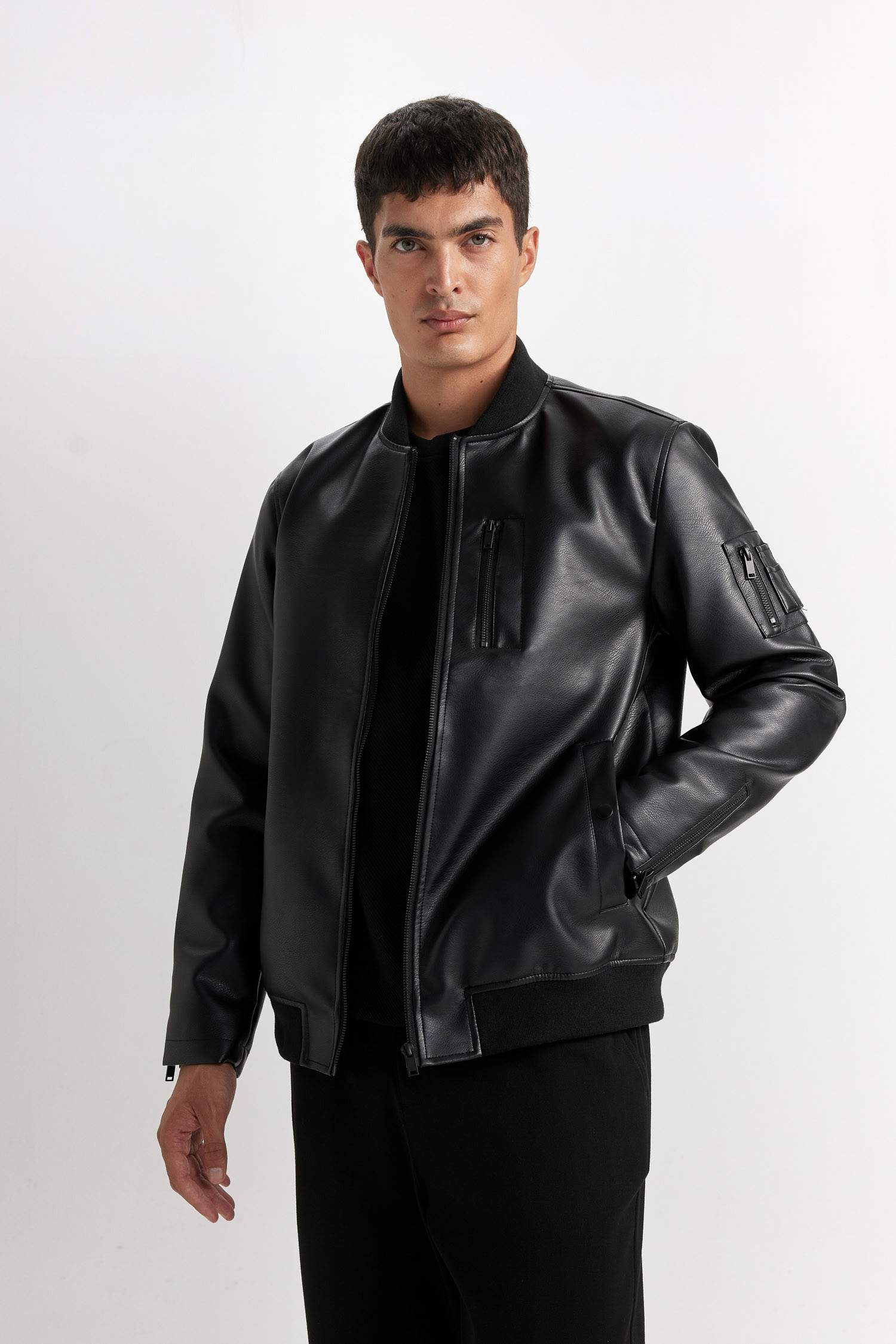 Su İtici Bomber Kolej Yaka Fermuarlı Cepli Suni Deri Mevsimlik Mont