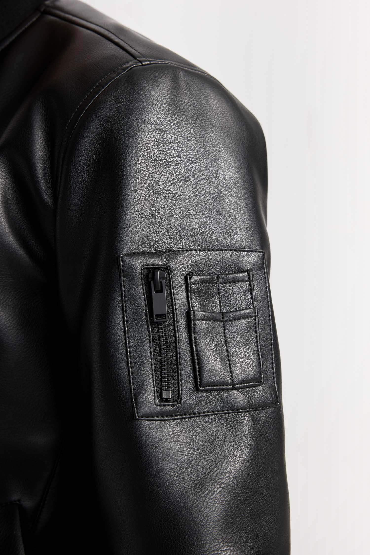 Su İtici Bomber Kolej Yaka Fermuarlı Cepli Suni Deri Mevsimlik Mont