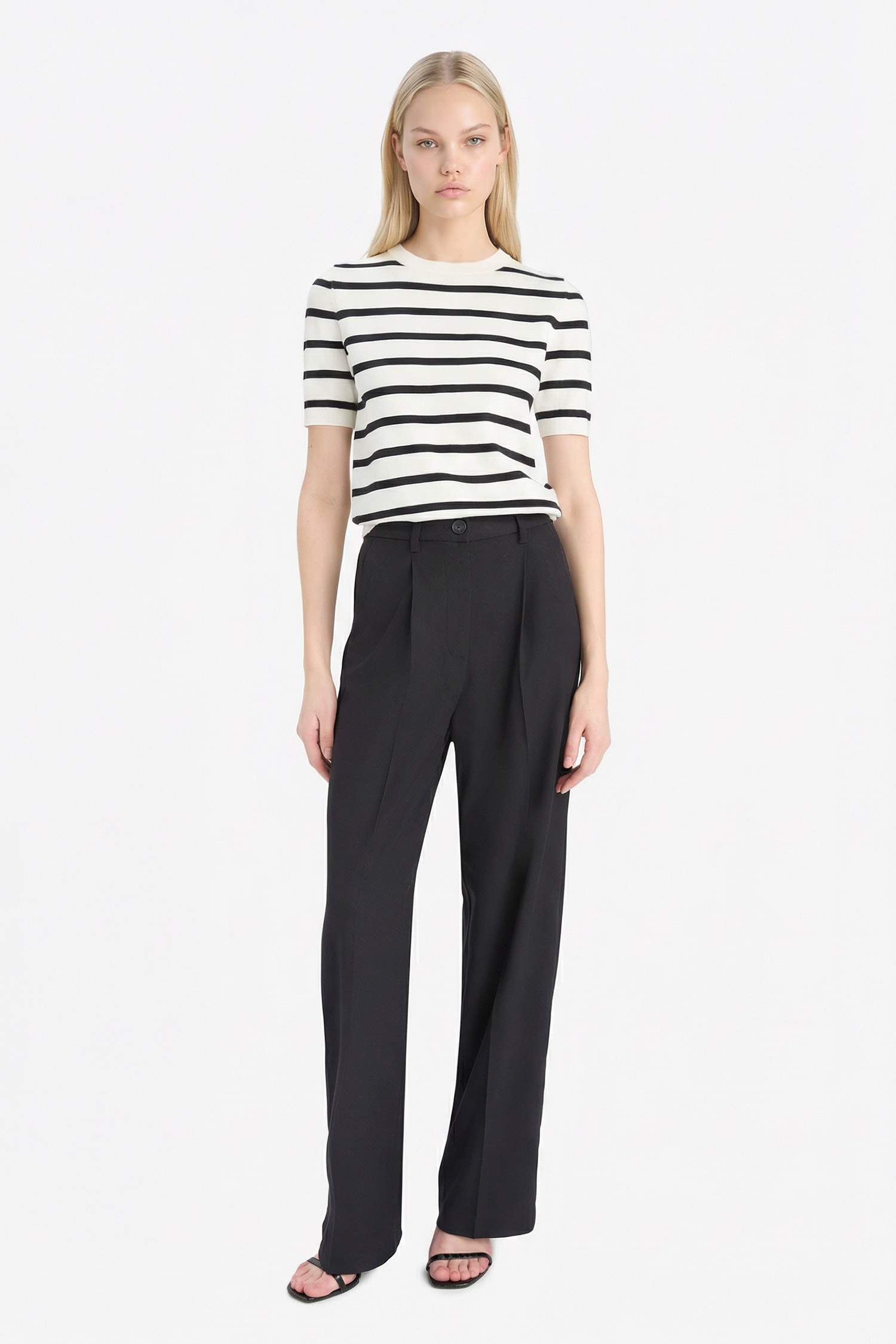 Regular Fit Bisiklet Yaka Çizgili Kısa Kollu Triko Kazak