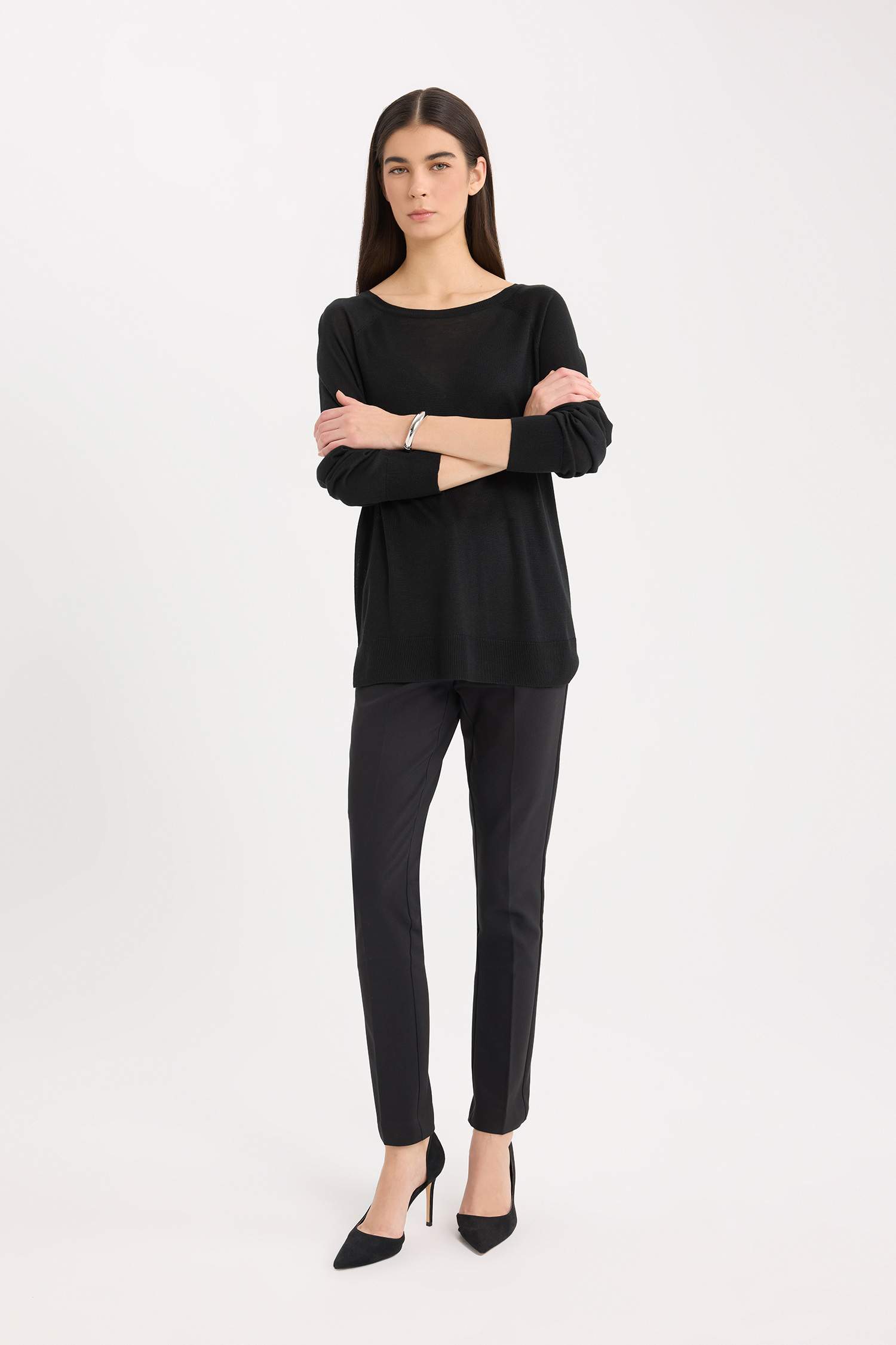 بلوز صوف قصة عادية بياخة مستديرة