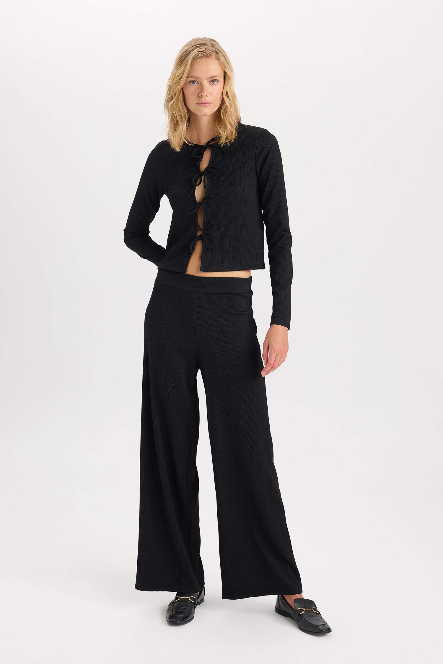 Regular Fit Bisiklet Yaka Basic Düz Bürümcük Uzun Kollu Önden Bağlamalı Hırka