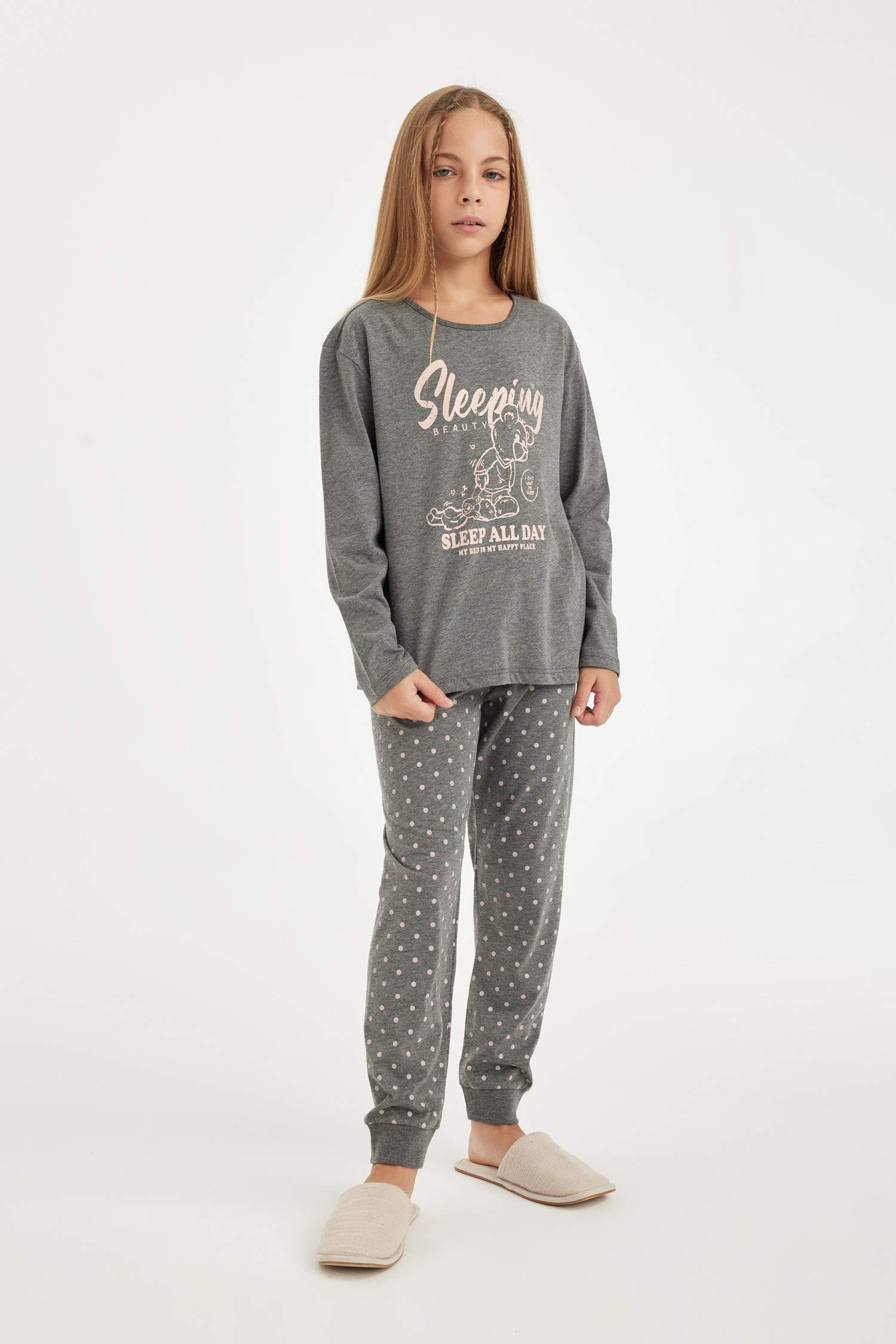 Kız Çocuk Pijama Takımı Baskılı Uzun Kollu Üst Beli Lastikli Uzun Alt