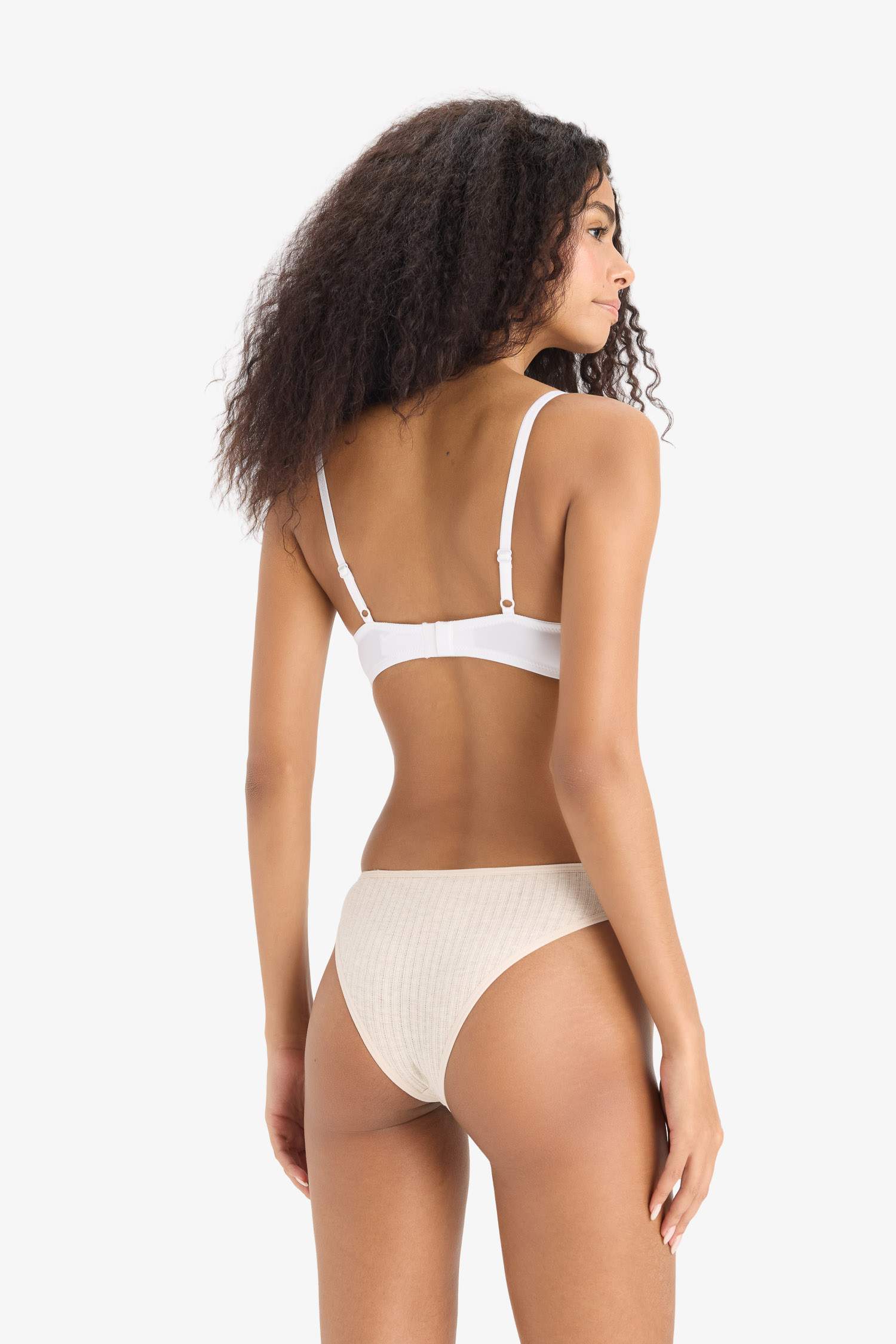 3'lü Basic Düz Brazilian Külot