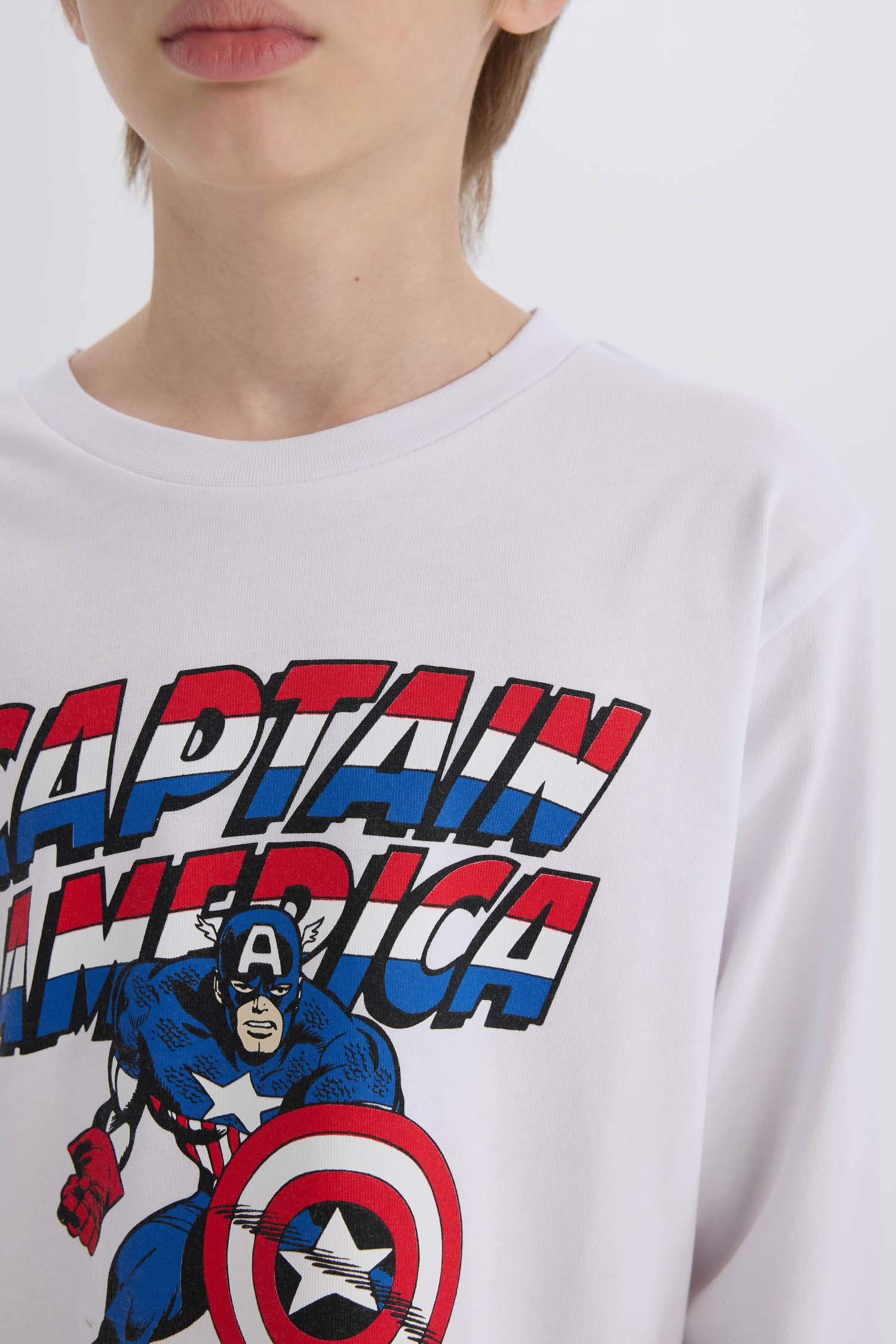 Boy Marvel Comics Long Sleeve Top Bottom 2 Piece Pajama Set