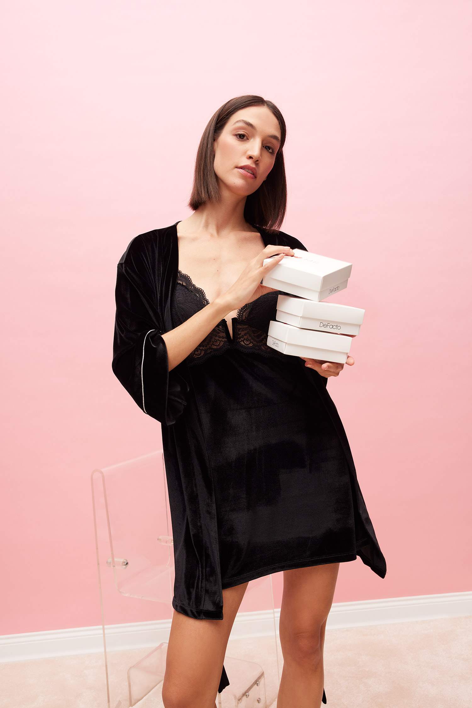 Regular Fit Wrap Yaka Kadife Yarım Kol Sabahlık-Fall in Love