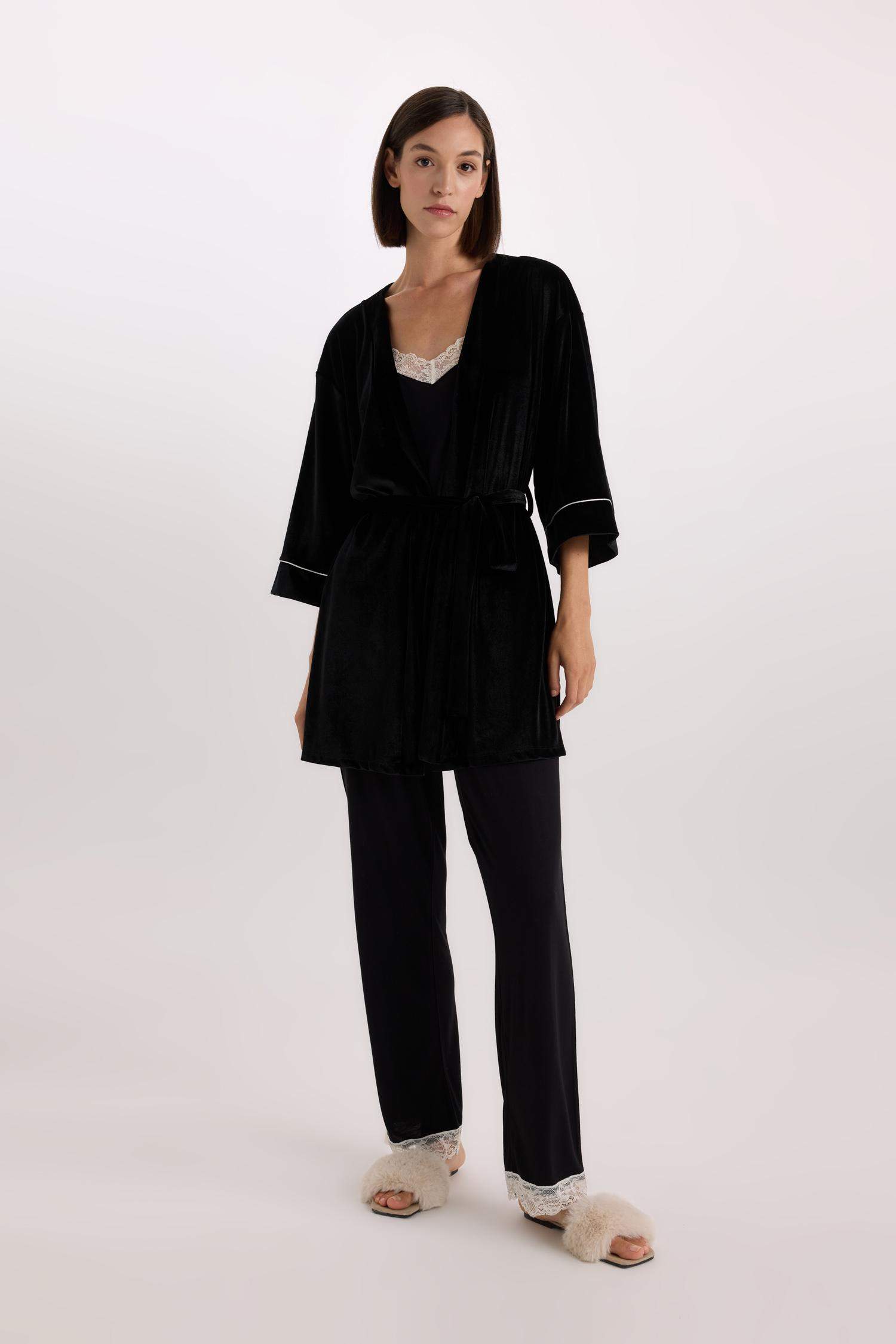 Regular Fit Wrap Yaka Kadife Yarım Kol Sabahlık-Fall in Love