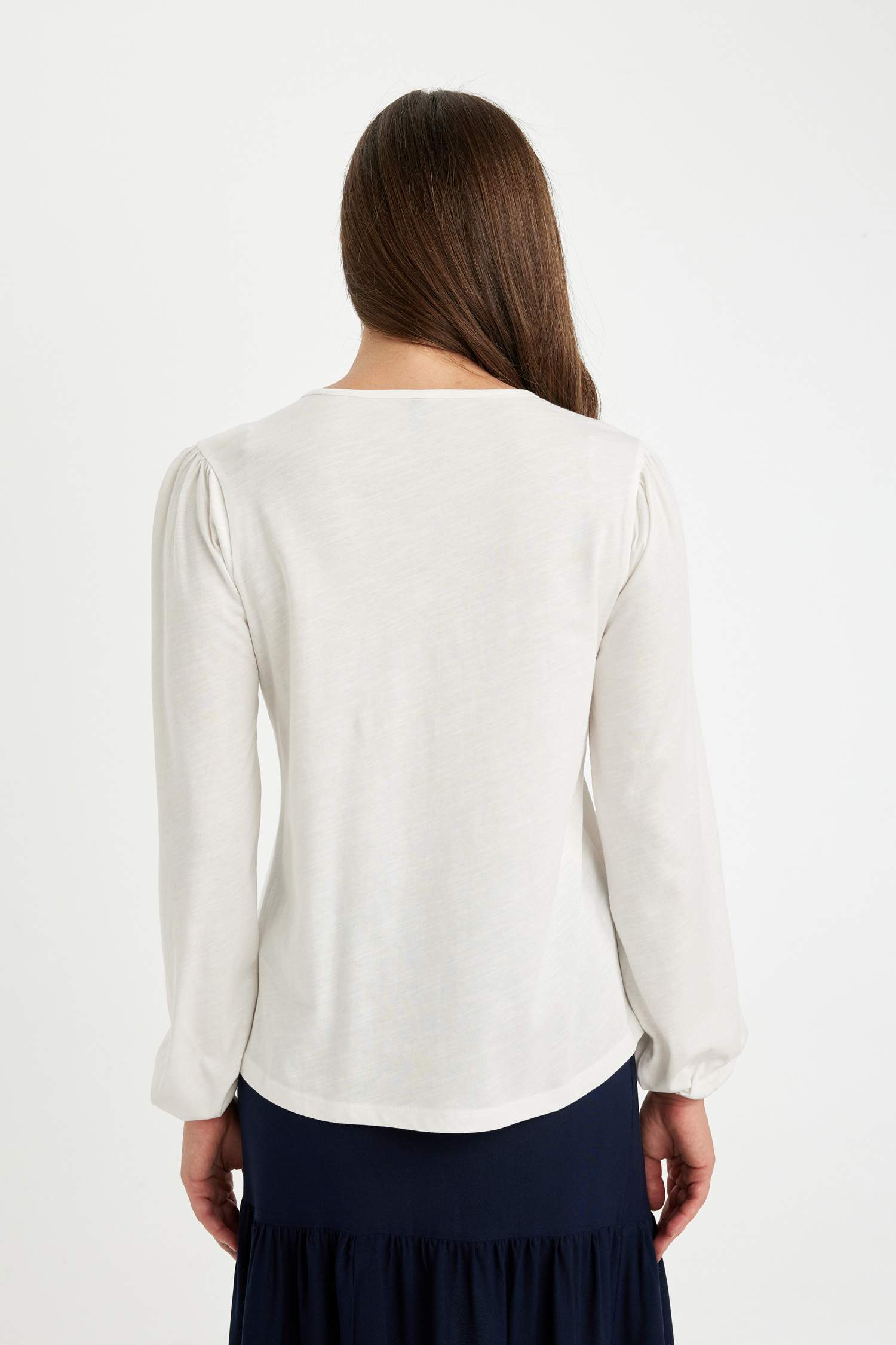 Regular Fit Bisiklet Yaka Bağlamalı Flamlı Pamuk Uzun Kollu Tişört