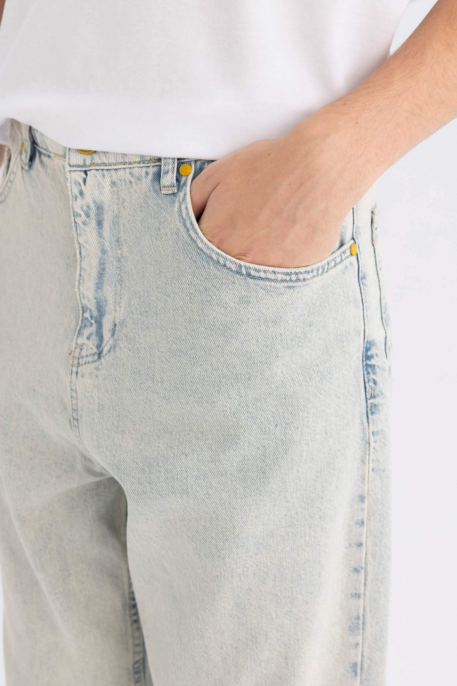 Baggy Fit Normal Waist Wide Leg Jeans