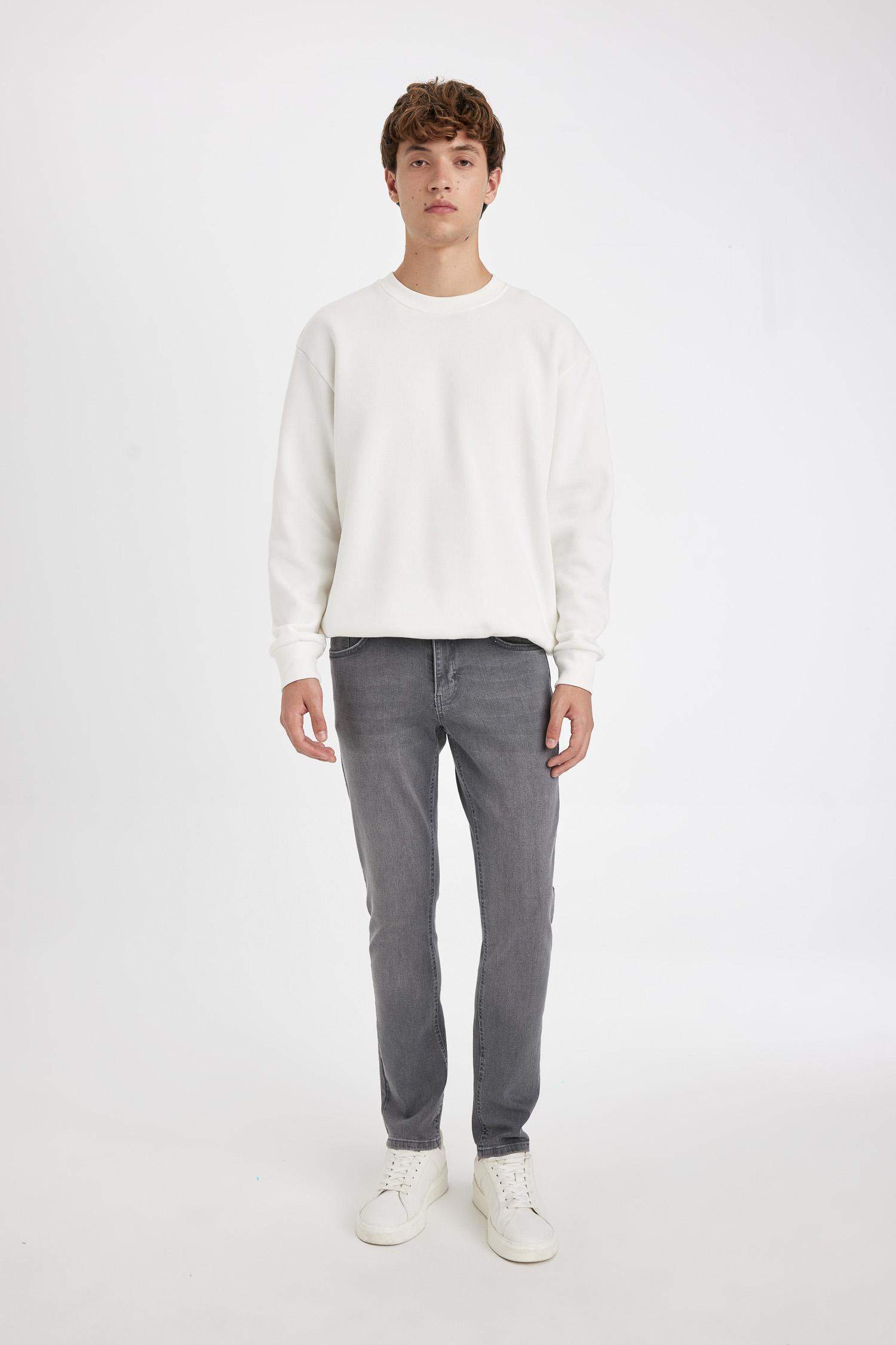 بنطلون جينز بيدرو سليم فيت برجل ضيق وخصر عادي رمادي