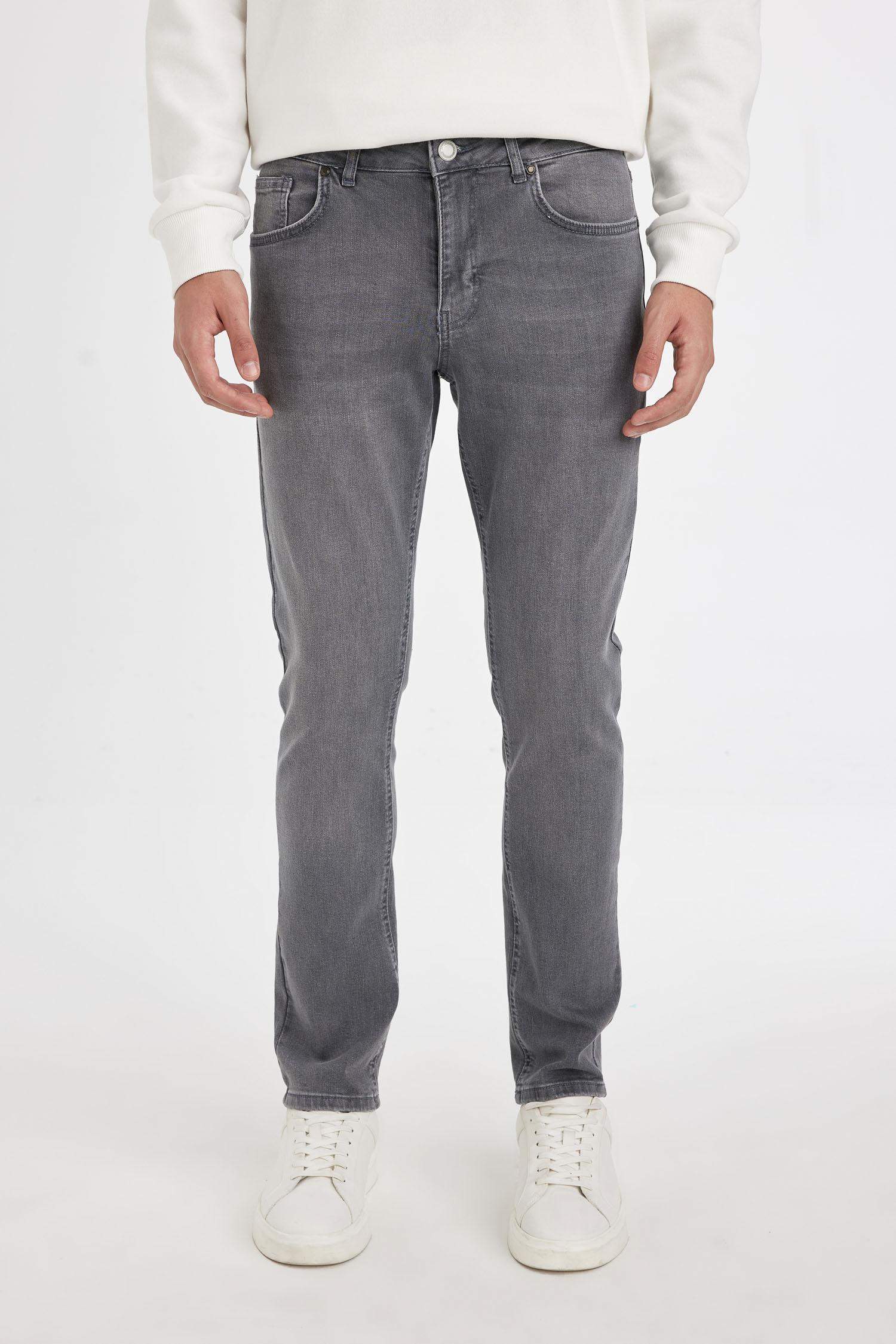 بنطلون جينز بيدرو سليم فيت برجل ضيق وخصر عادي رمادي