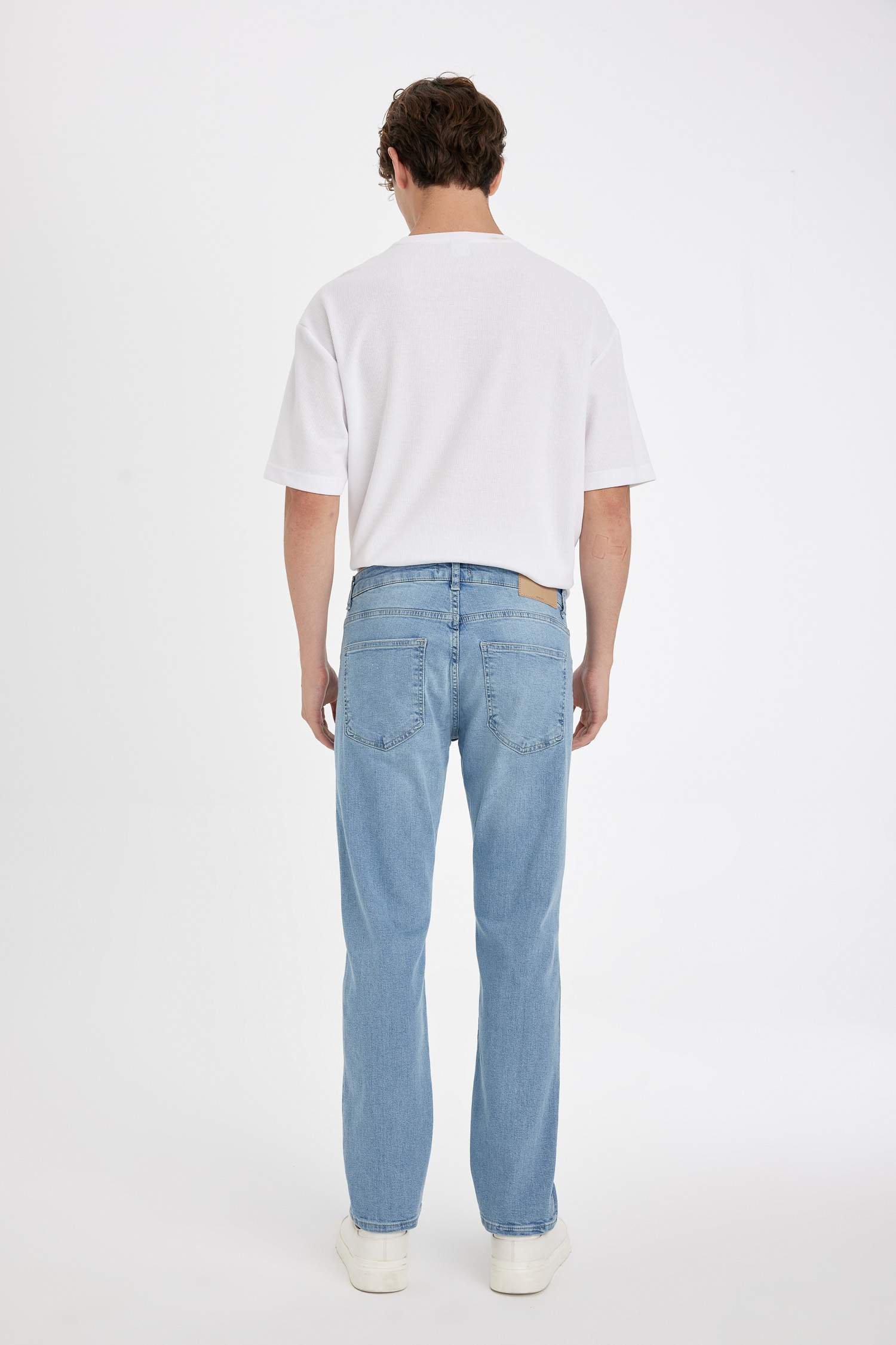 Джинсы Sergio Regular Fit со средней талией