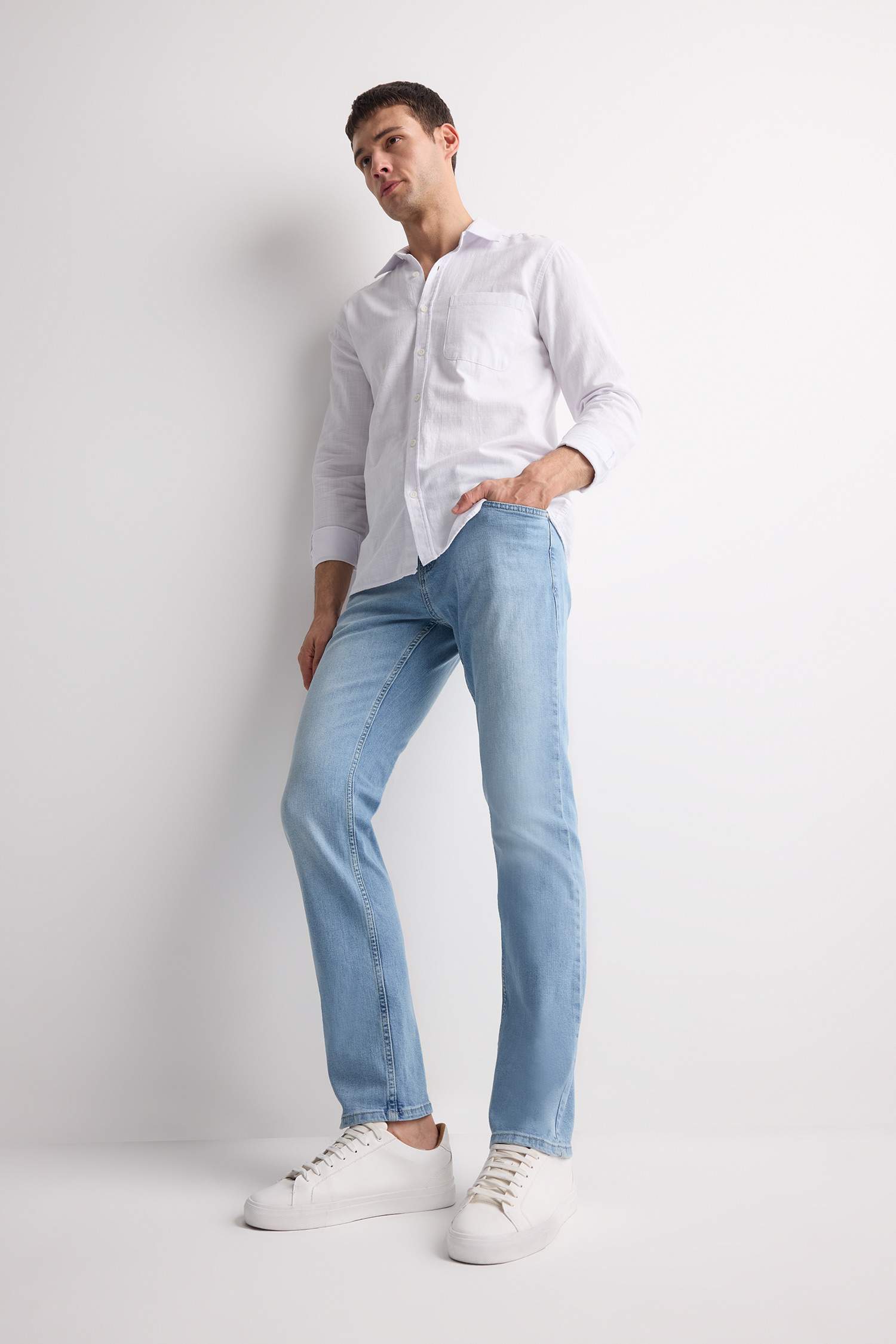 Джинсы Sergio Regular Fit со средней талией