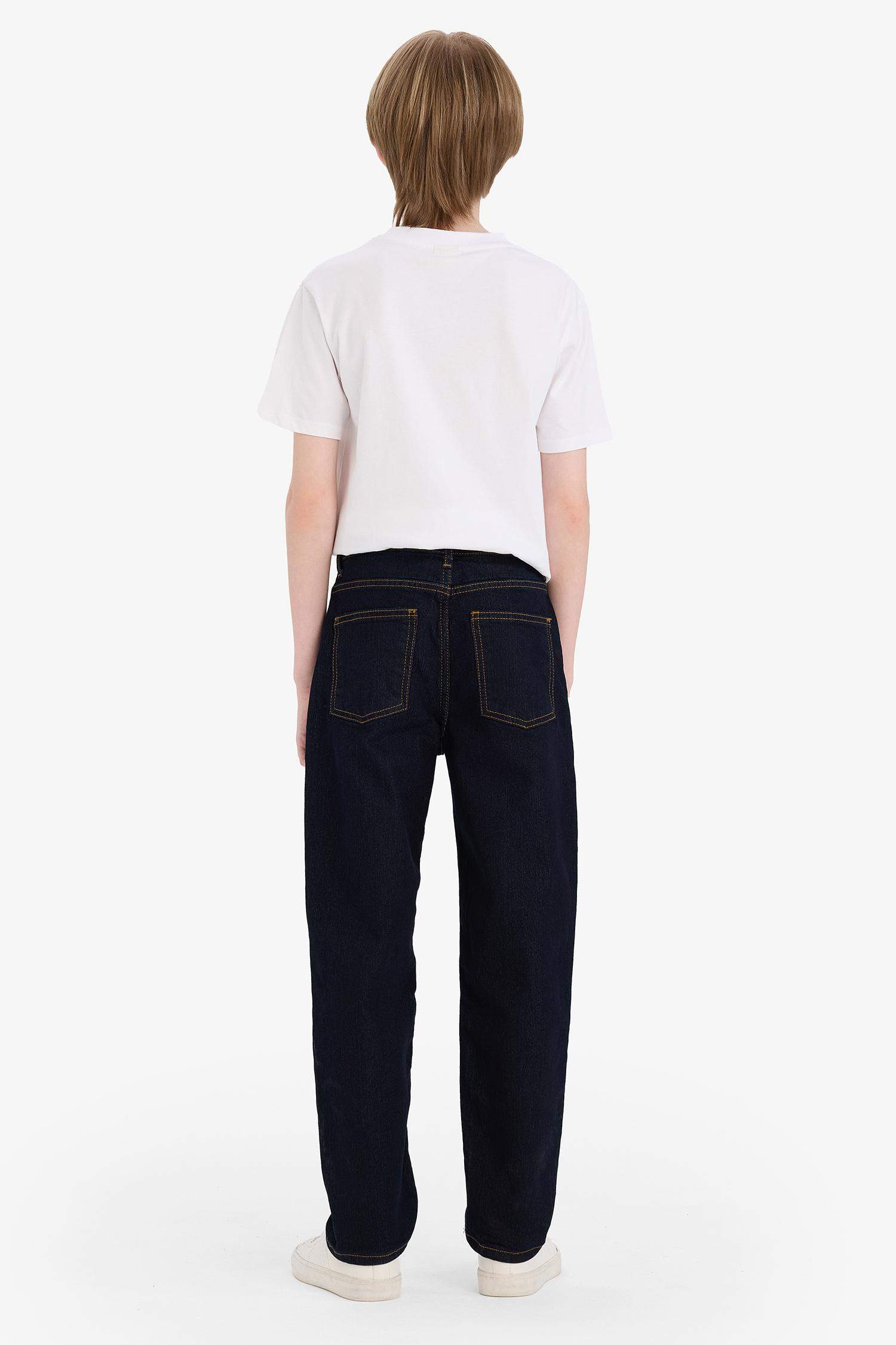 بنطلون جينز ولادي قصة مستقيمة برجل عادي وجيب