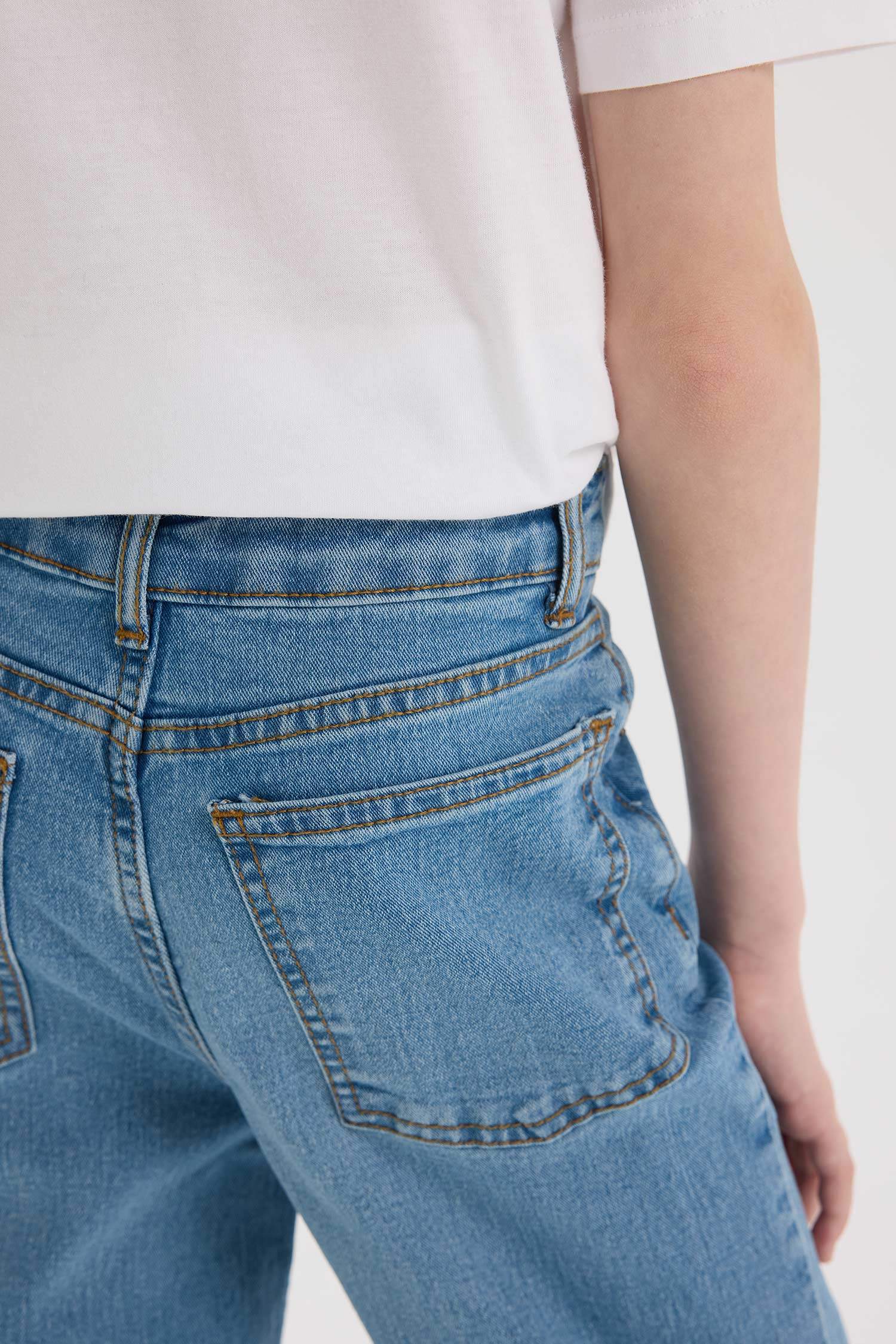 Erkek Çocuk Loose Fit Düz Paça Basic Düz Jean Pantolon