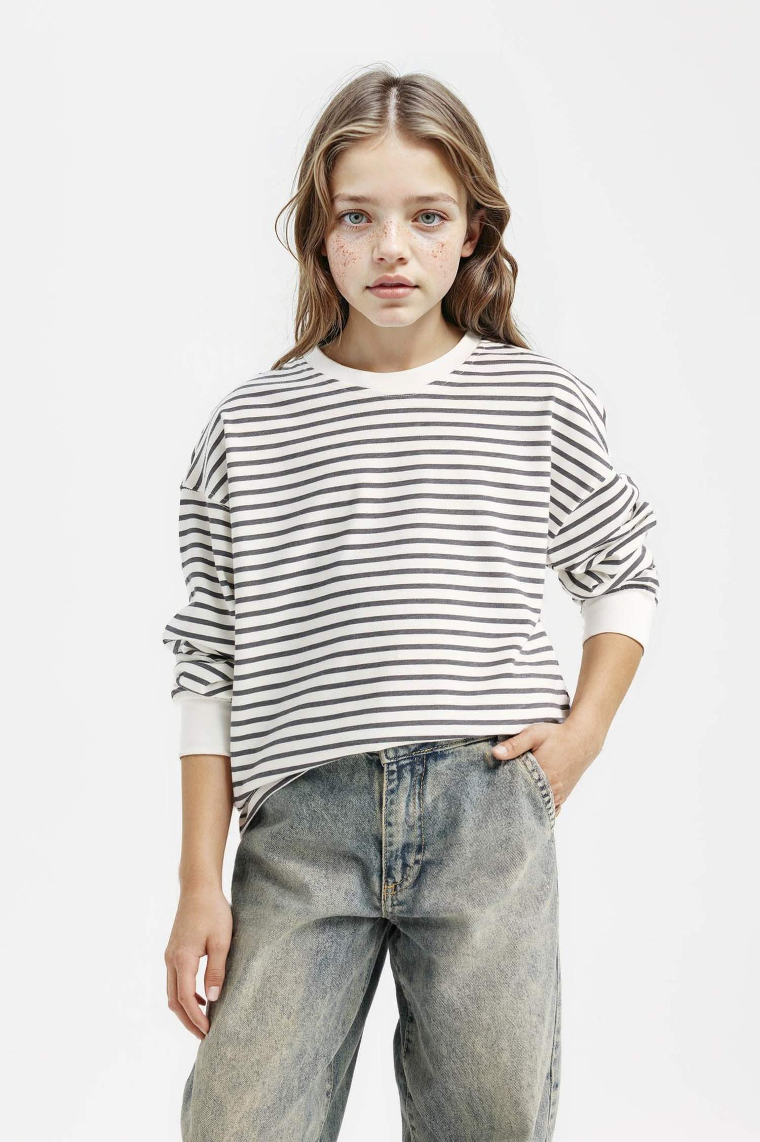 Kız Çocuk Relax Fit Bisiklet Yaka Çizgili Sweatshirt