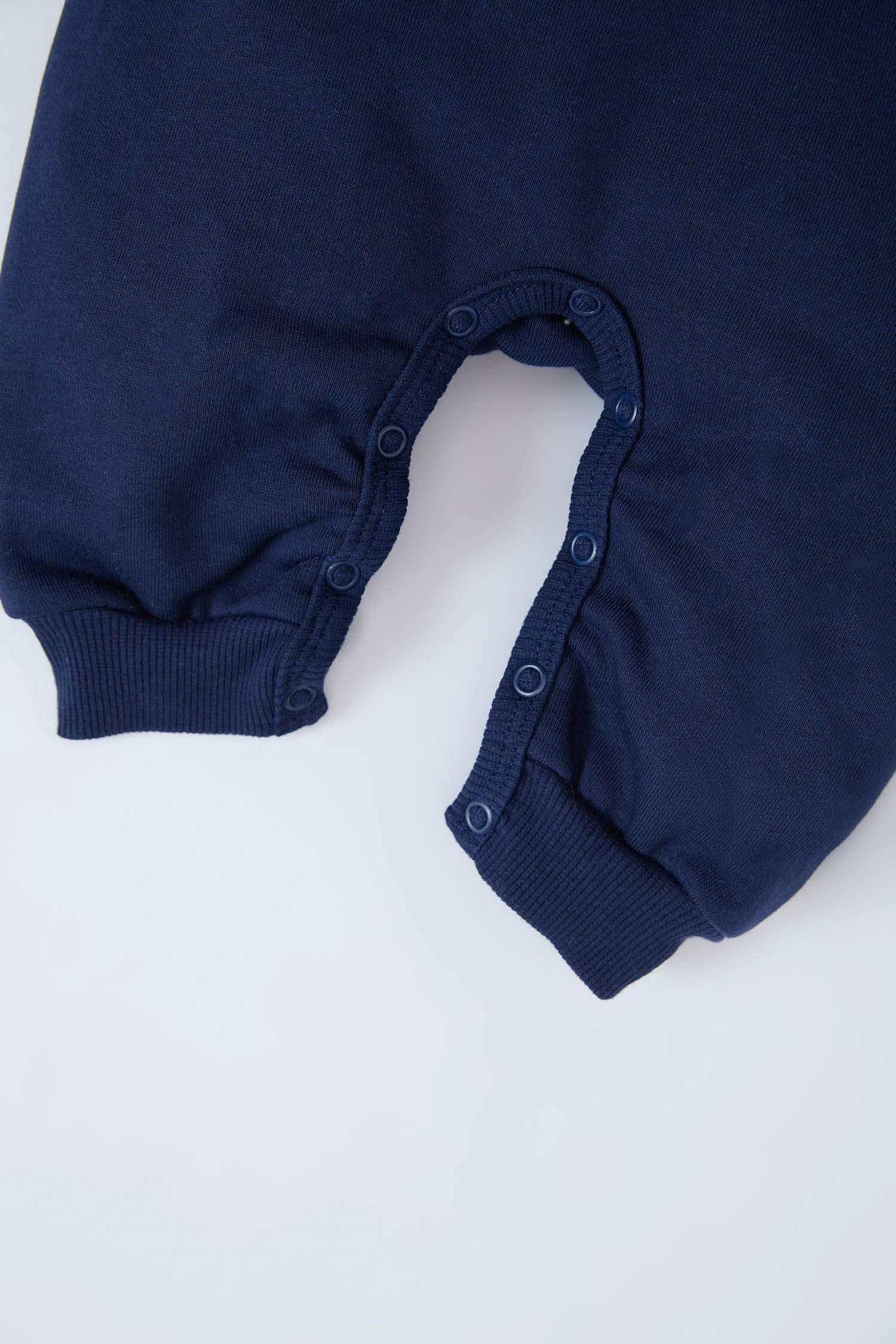 جمبسوت بيبي اولادي تقيل كم طويل بطبعة كريسماس