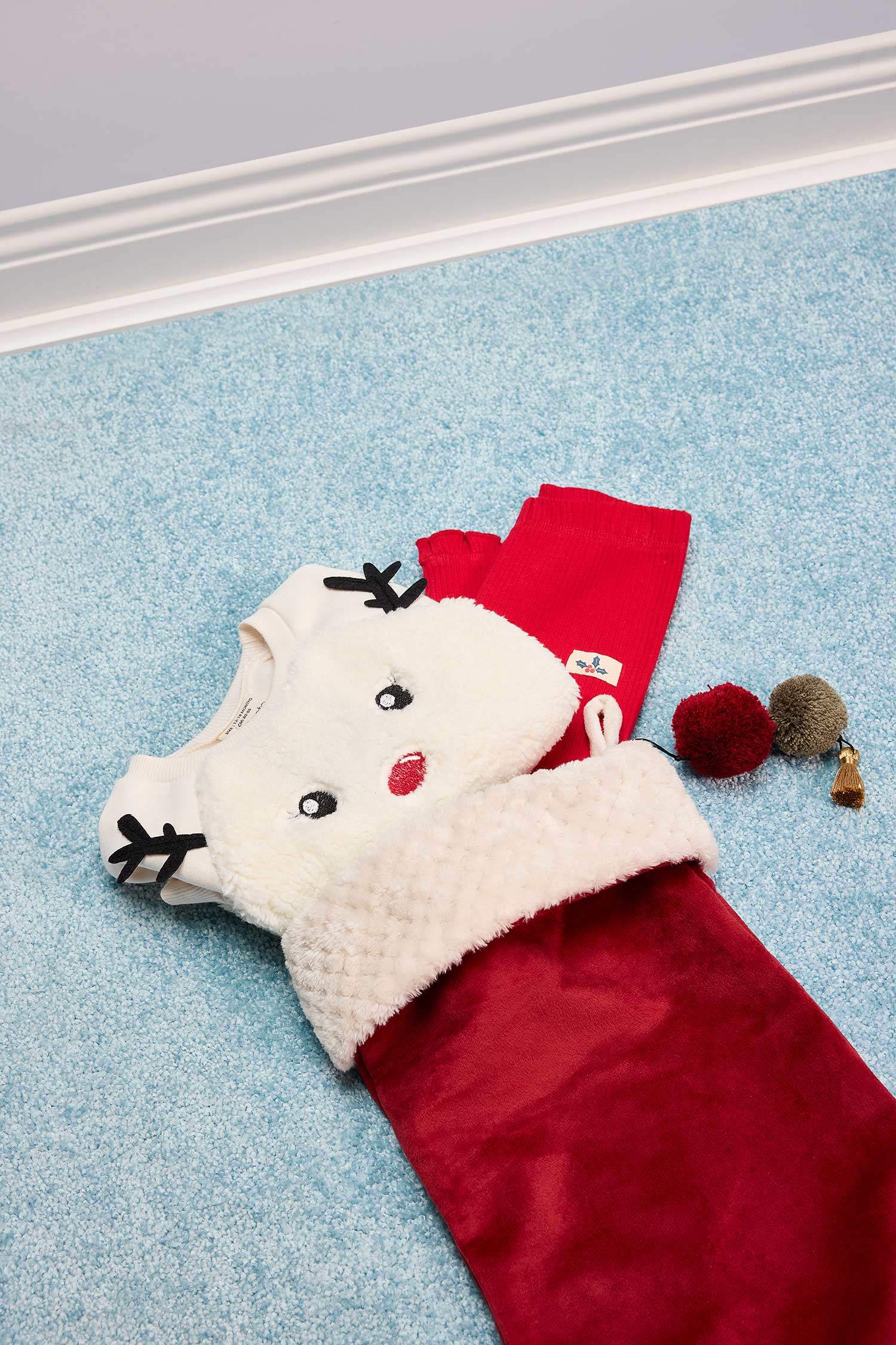 Baby Girl Christmas Themed Plush Sweatshirt Leggings 2 Piece Set