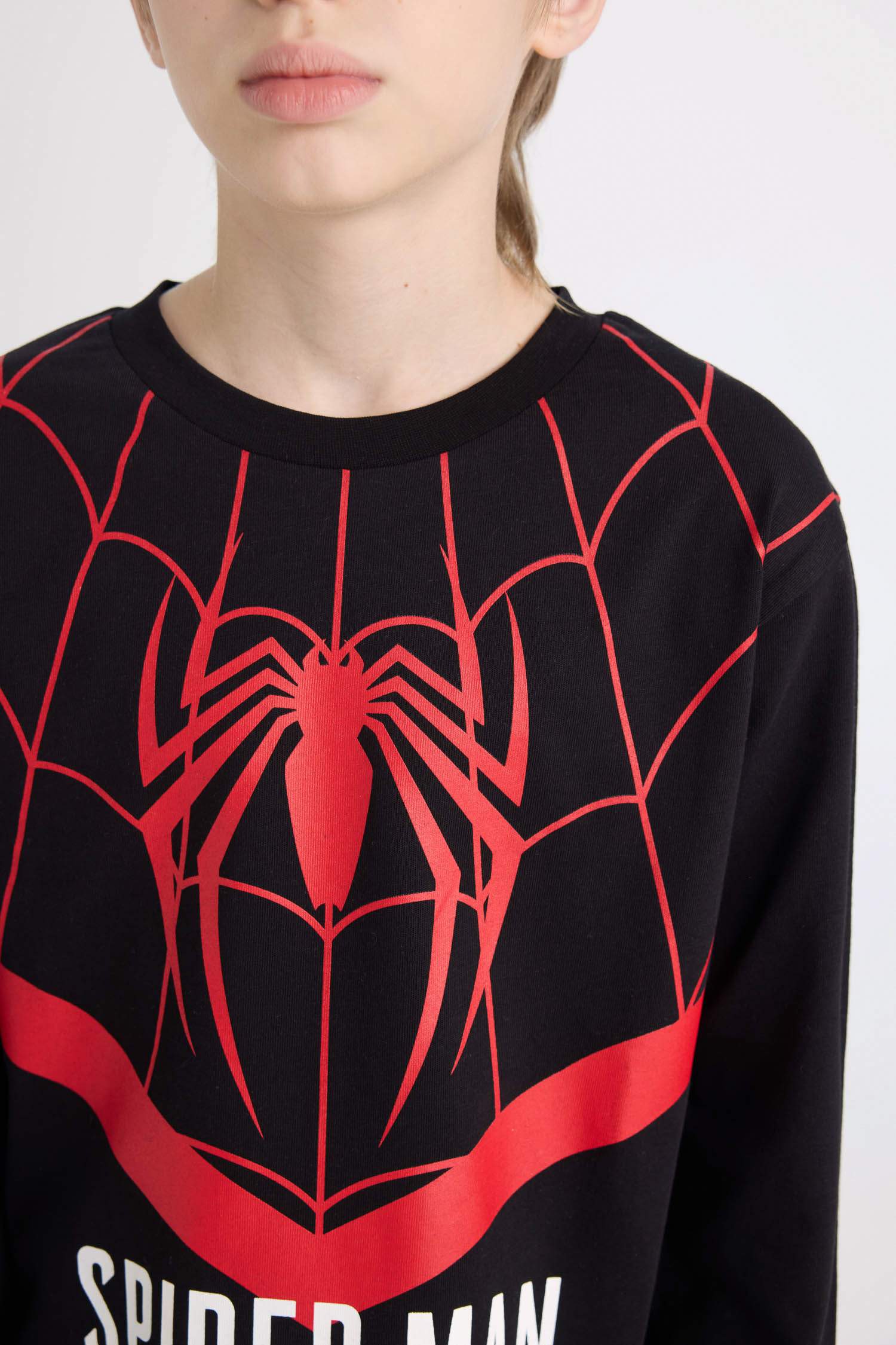 بيجاما قصة عادية من سبايدرمان من قطعتين