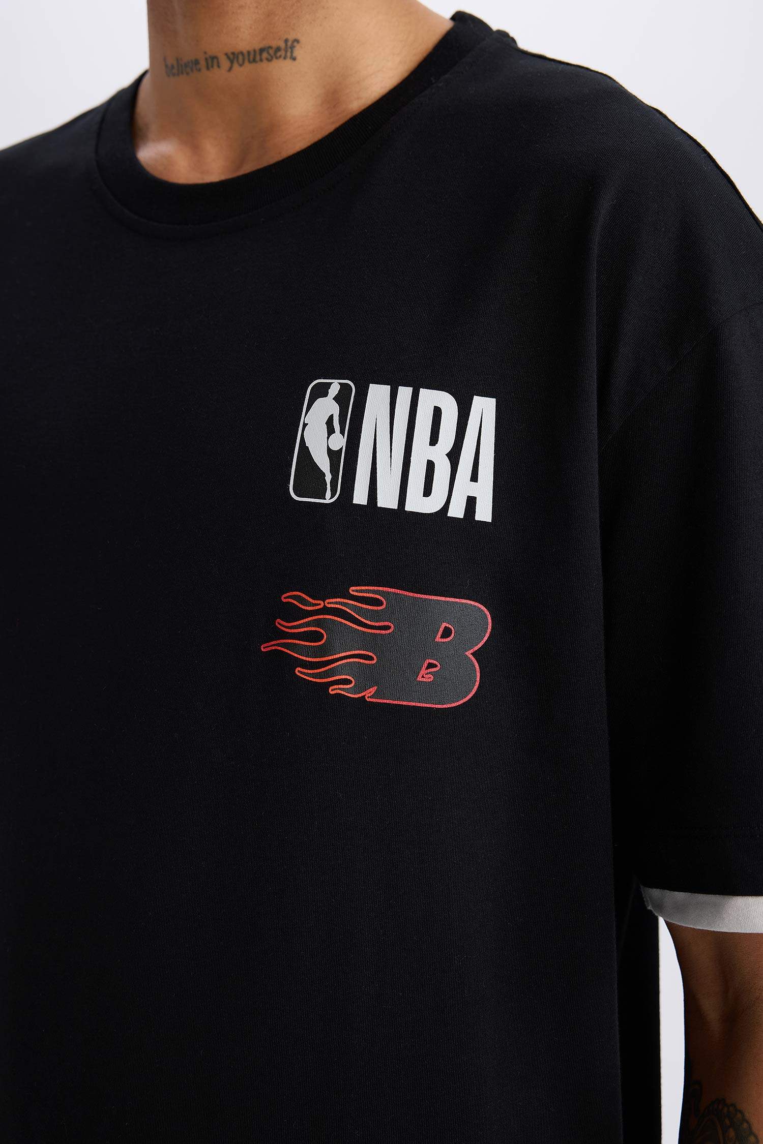 Oversize футболка DeFactoFit NBA Brooklyn Nets, свободный крой, спортивный стиль, короткий рукав