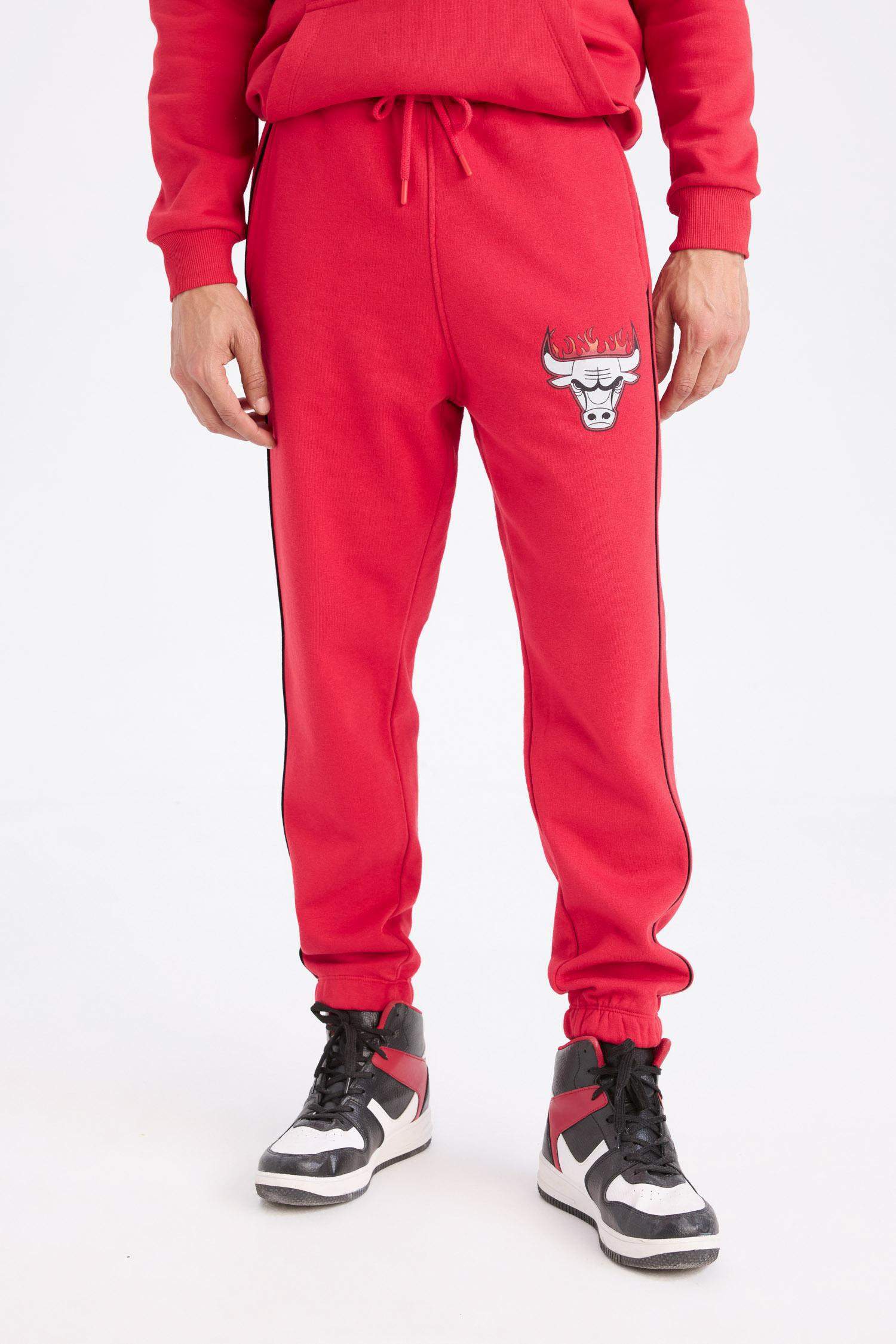 بنطلون سويت بانتس جوجر رياضي قصة عادية من شيكاغو بولز