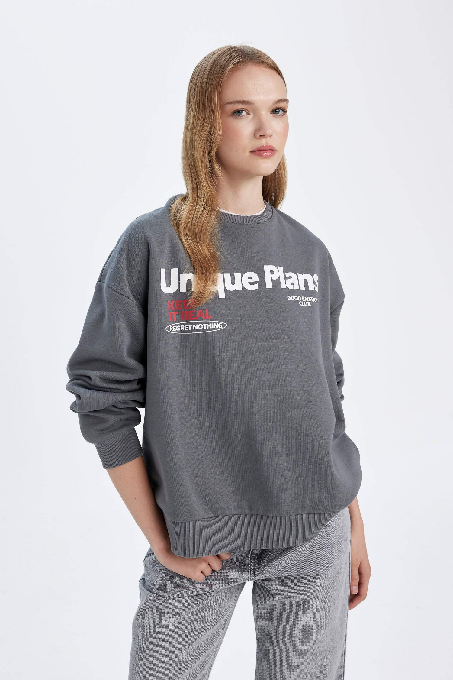 Loose Fit Bisiklet Yaka Sırt Baskılı Kalın Sweatshirt