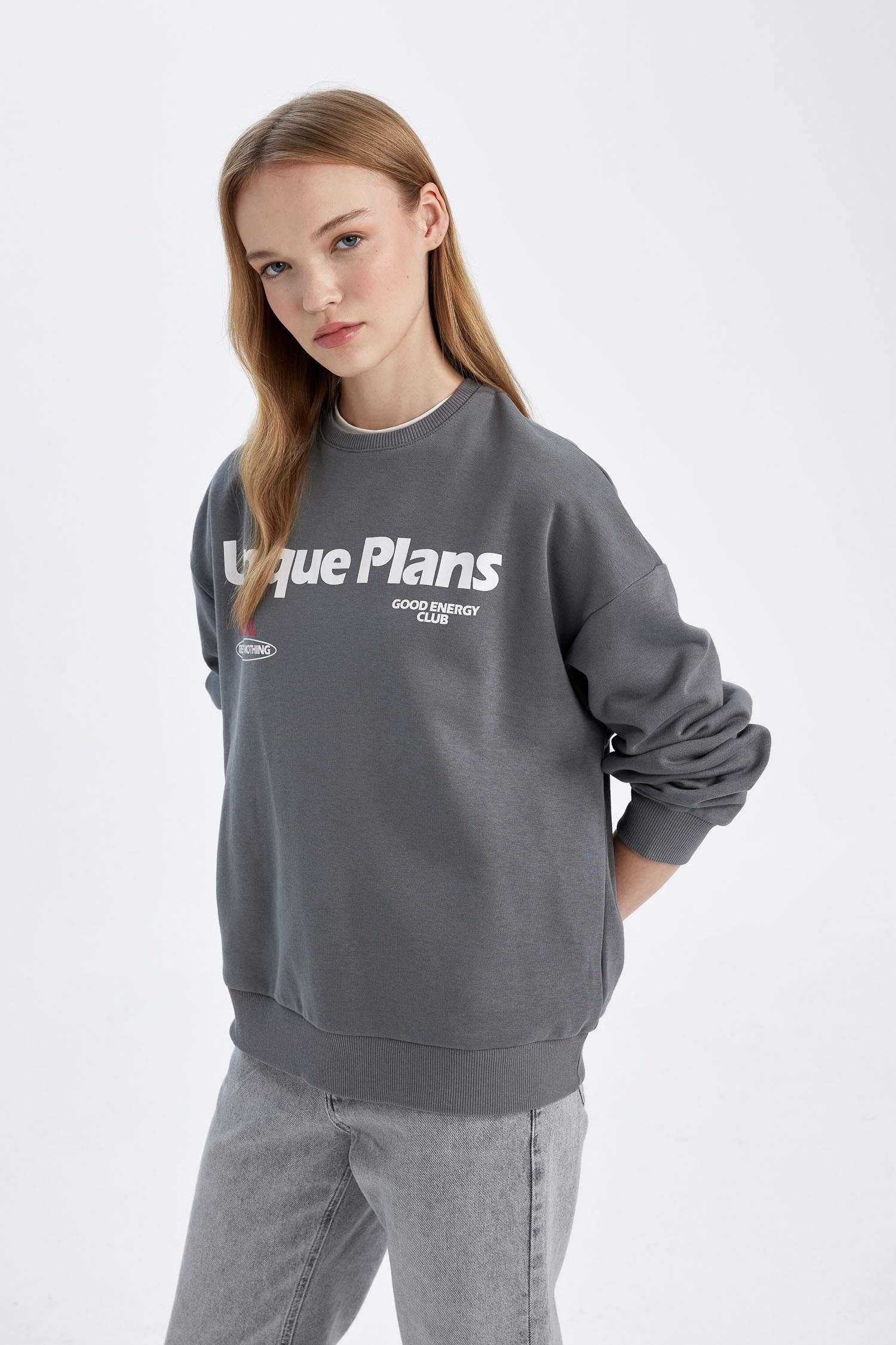 Loose Fit Bisiklet Yaka Sırt Baskılı Kalın Sweatshirt