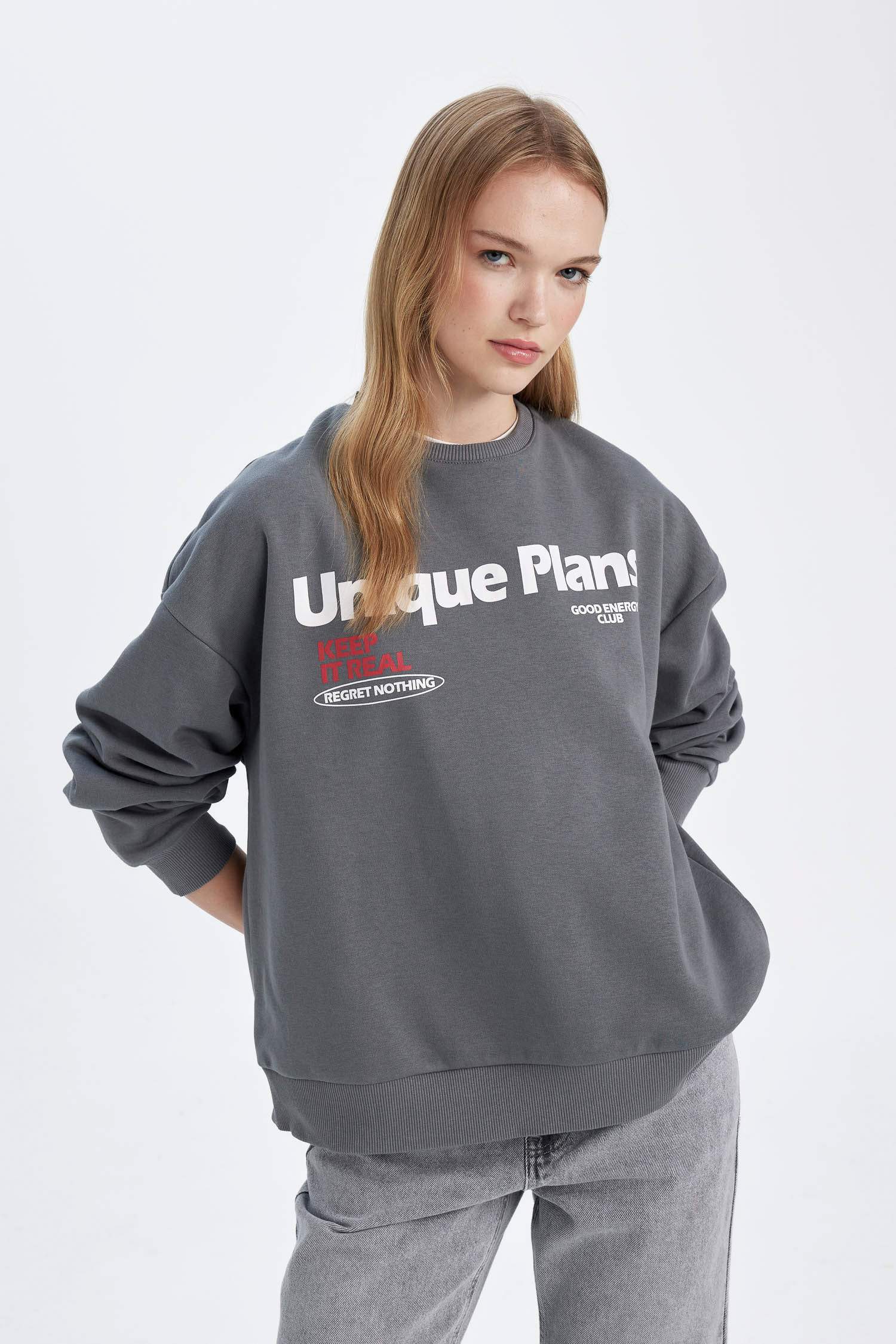 Loose Fit Bisiklet Yaka Sırt Baskılı Kalın Sweatshirt