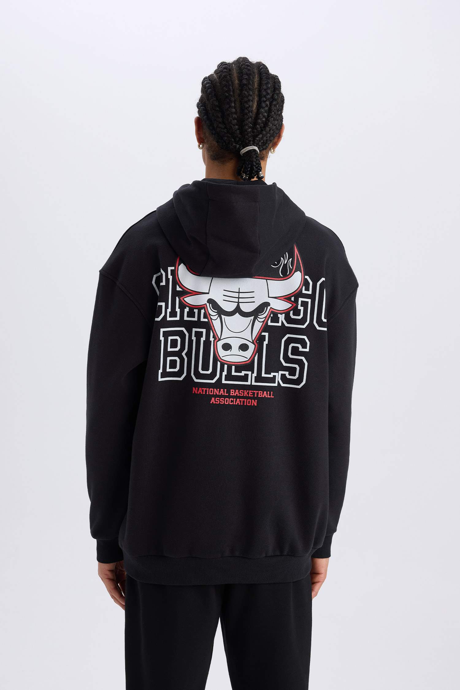 DeFactoFit NBA Chicago Bulls Boxy Fit Kapüşonlu Sırt Baskıllı Kalın Sweatshirt