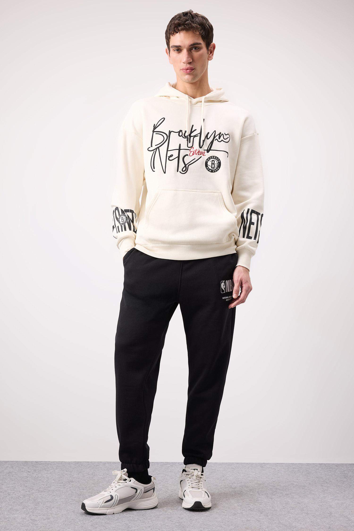 NBA Wordmark Standart Fit Cepli Lastikli Paça Kalın Jogger Eşofman Altı