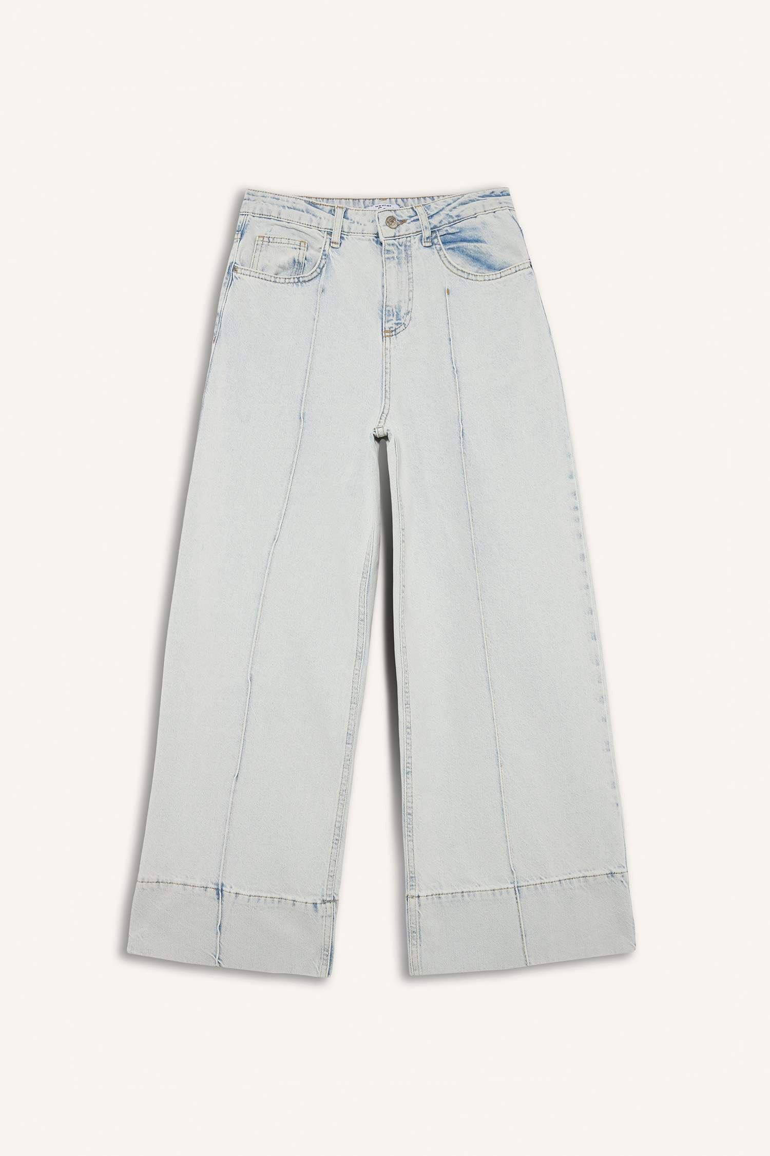 سروال جينز قصير واسع برجل واسع وخصر عالي