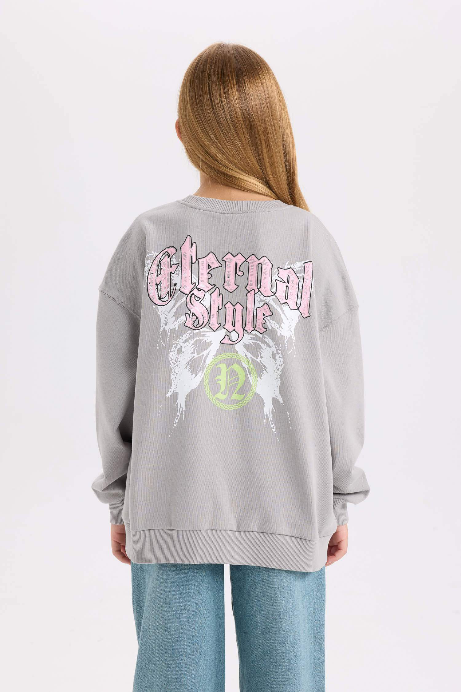 Girl Oversized Fit Back Printed Sweatshirt