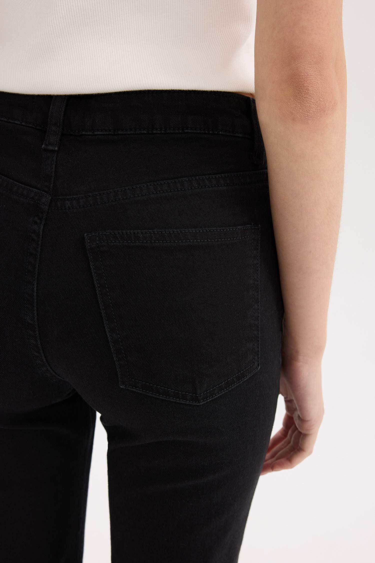 Mia Yüksek Bel Düz Paça Cepli Jean Pantolon