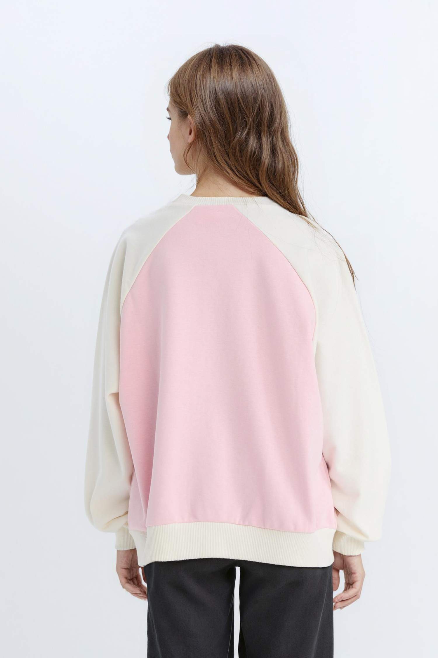 Kız Çocuk Relax Fit Bisiklet Yaka Baskılı Sweatshirt