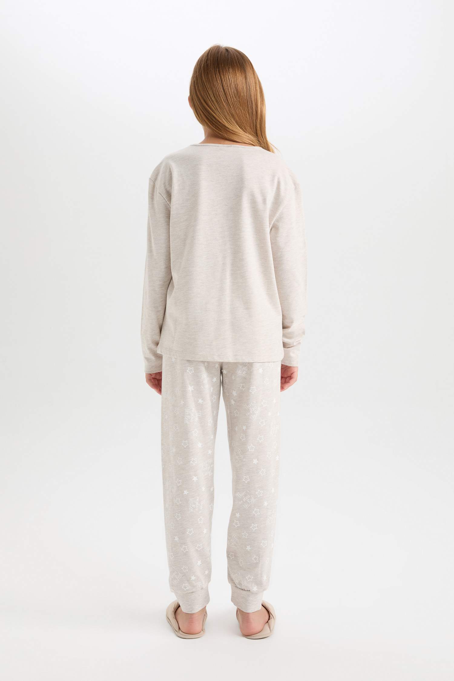 Kız Çocuk Pijama Takımı Baskılı Uzun Kollu Üst Beli Lastikli Uzun Alt